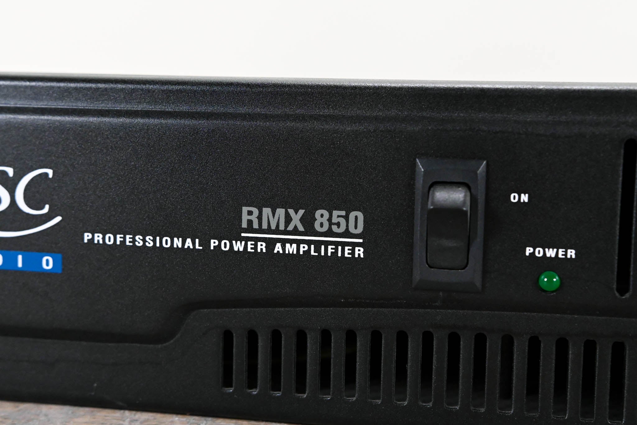 QSC RMX850 2-Channel Power Amplifier