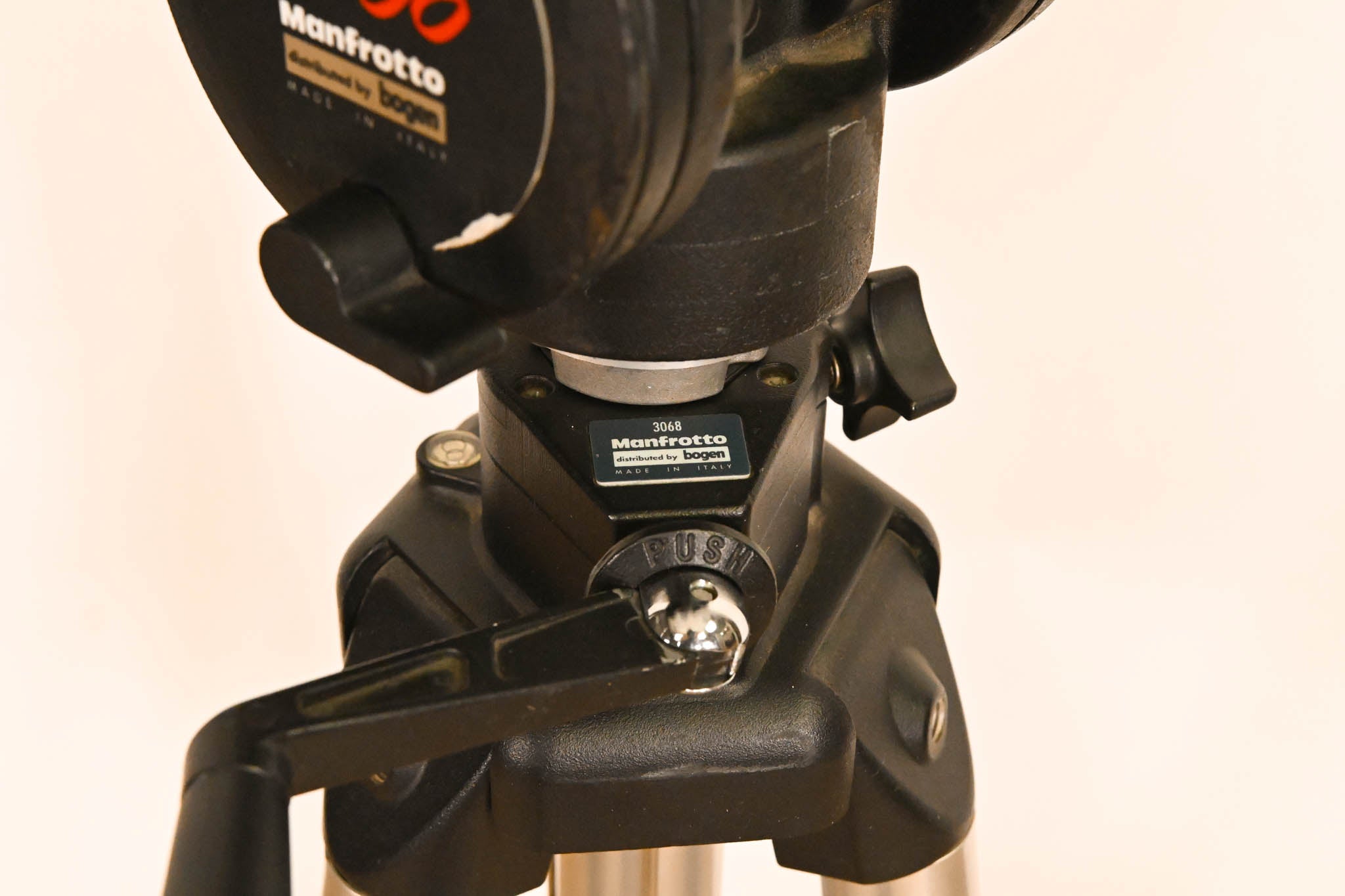 Manfrotto/Bogen 3068 Video Tripod with 3066 Fluid Head