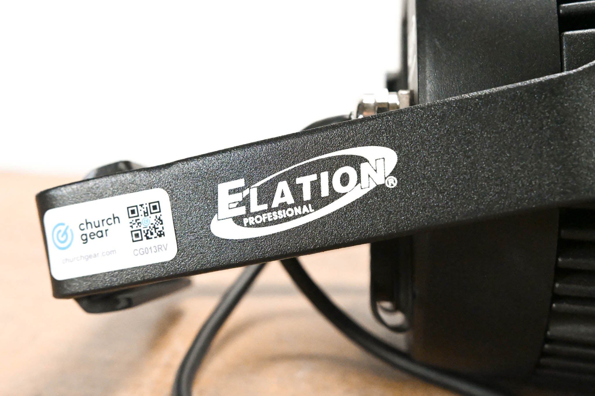 Elation FUZE PAR Z60 IP 60W RGBW LED Par with Zoom (NO POWER CABLE)