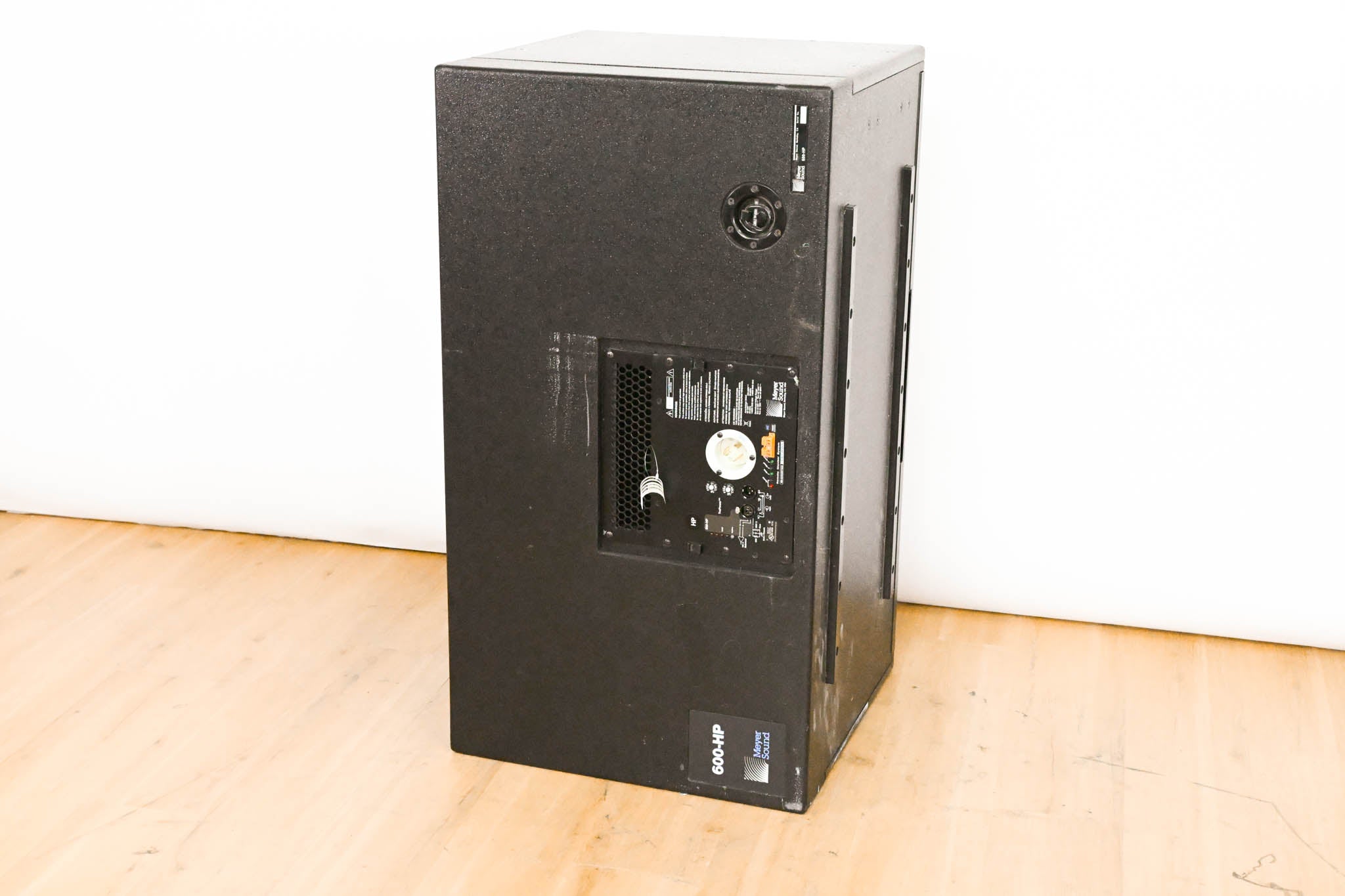 Meyer Sound 600-HP Compact High-Power Subwoofer