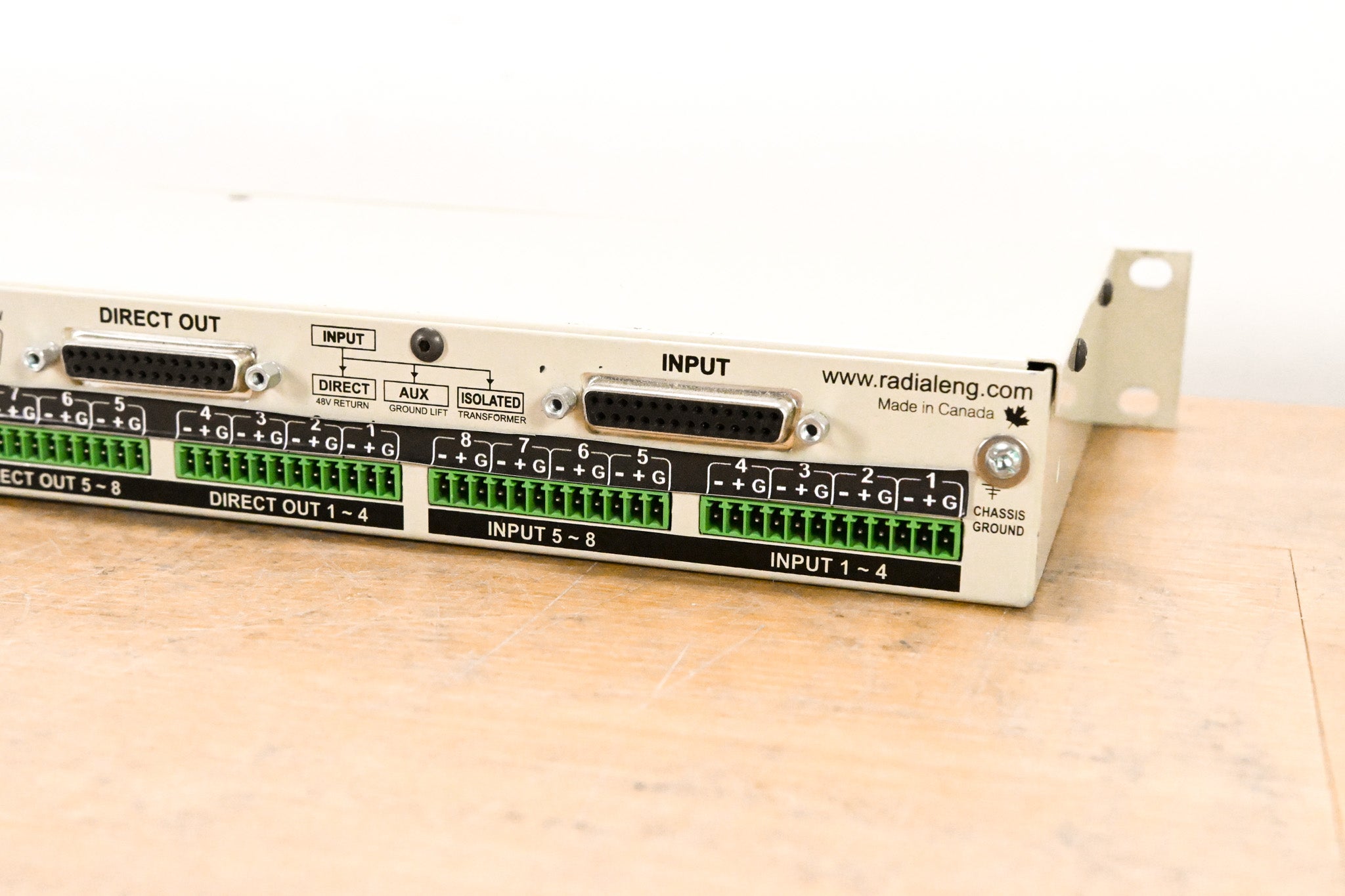 Radial Engineering OX8-j Jensen-Equipped 8-Channel Microphone Splitter