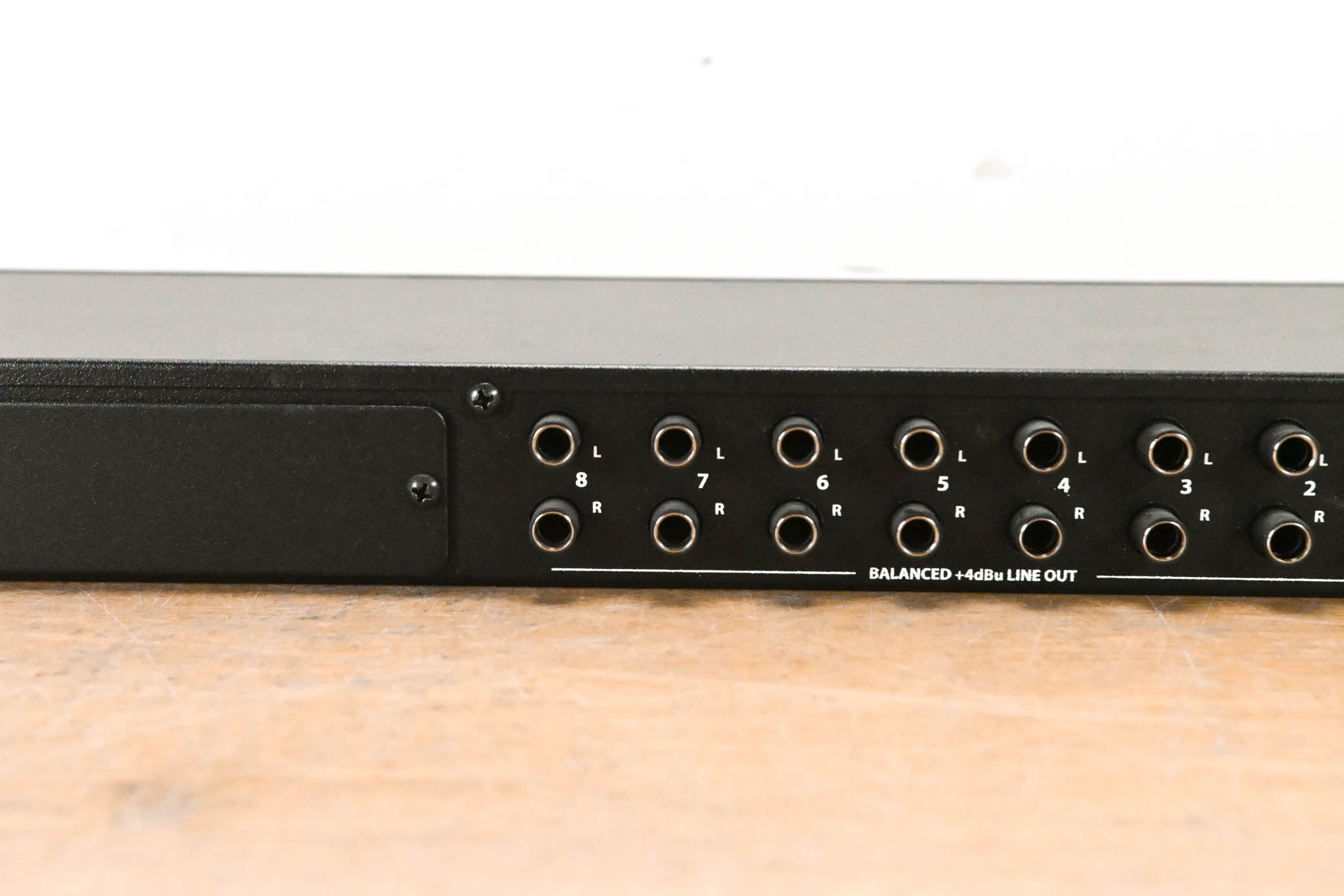 Digital Audio Labs Livemix DA-816 Analog Output Unit (NO POWER SUPPLY)