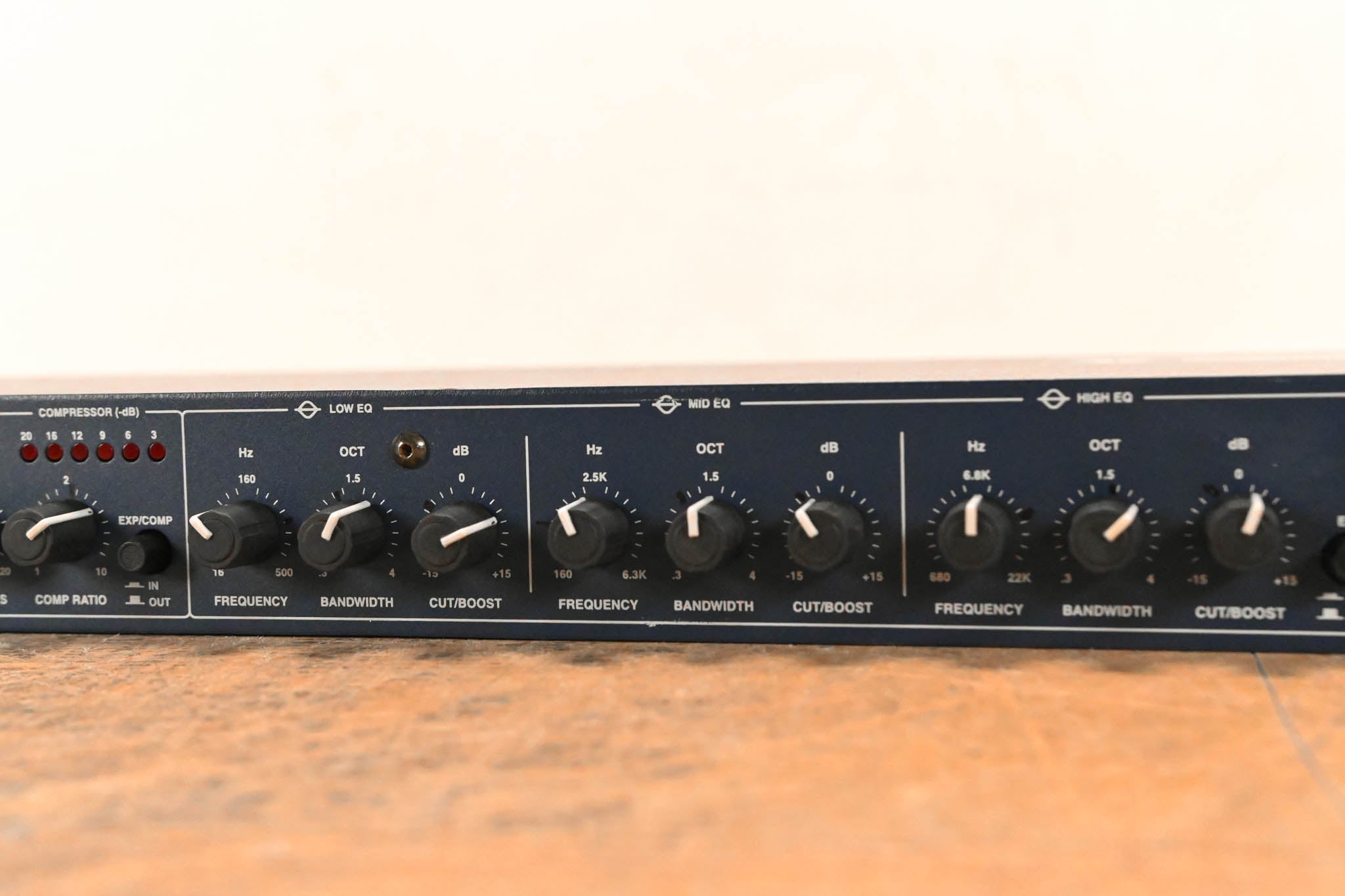 Symetrix 528E Voice Processor Microphone Preamp