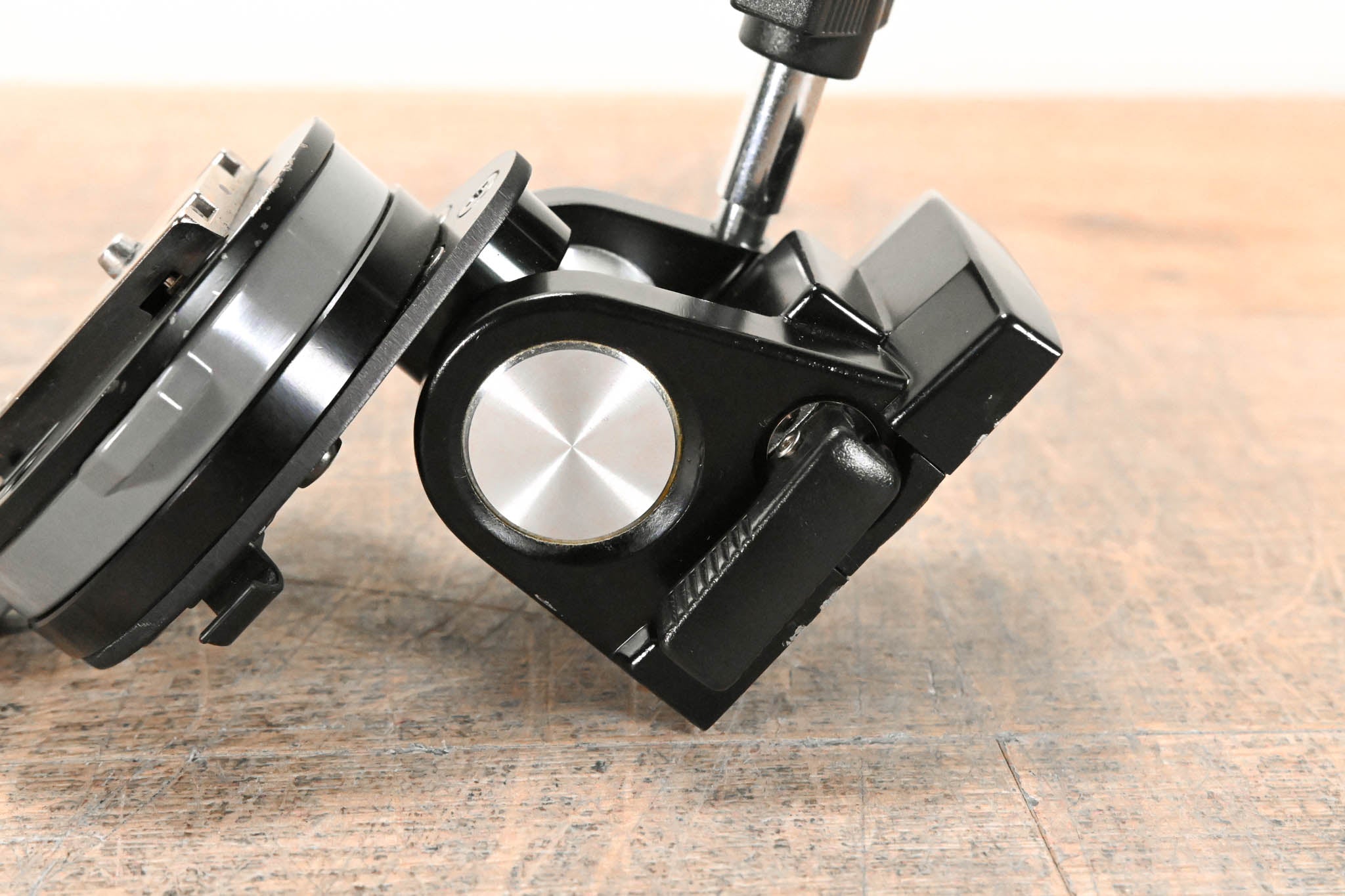 Hitachi AT-90 Studio Viewfinder Mount