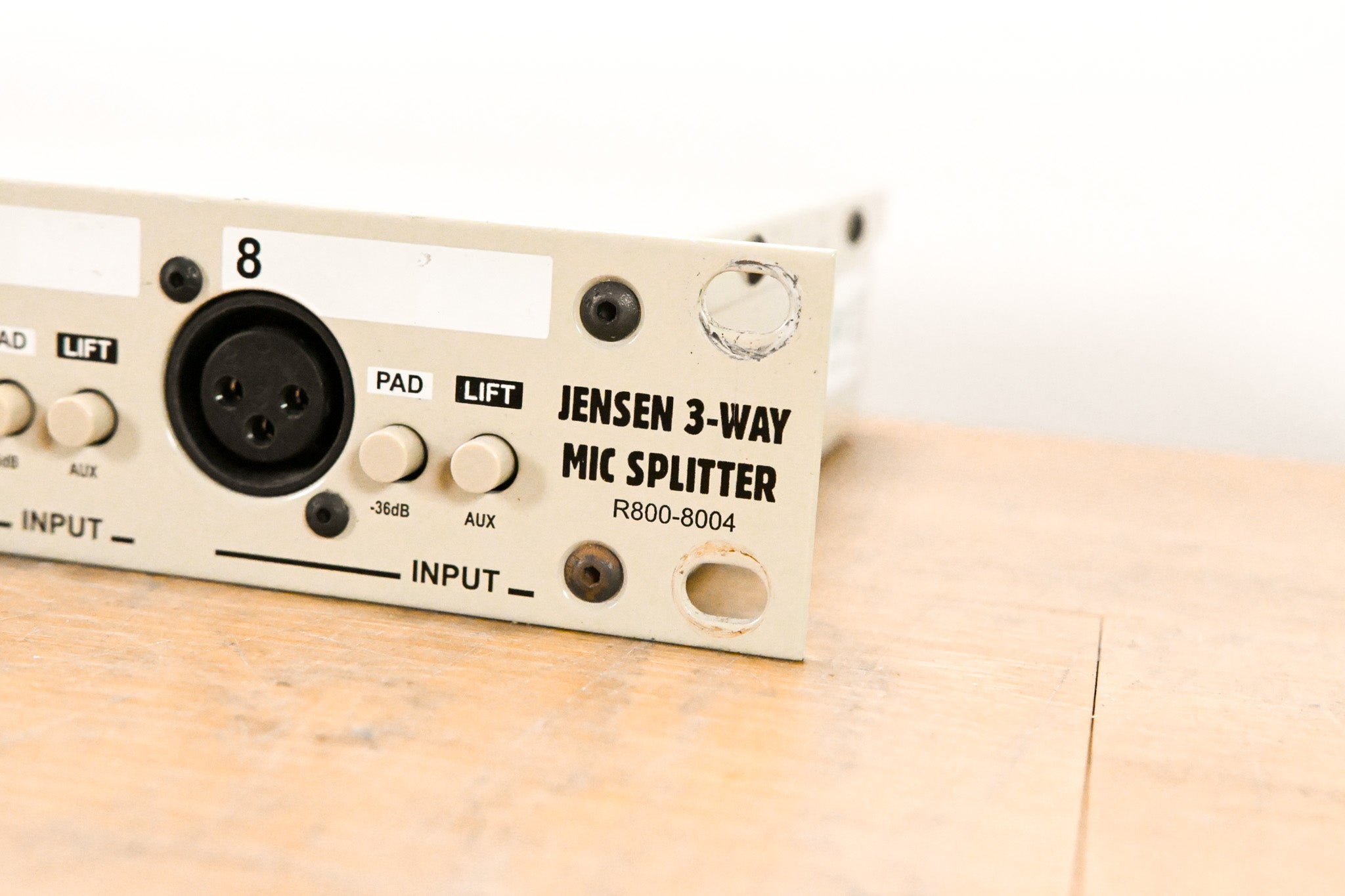 Radial Engineering OX8-j Jensen-Equipped 8-Channel Microphone Splitter