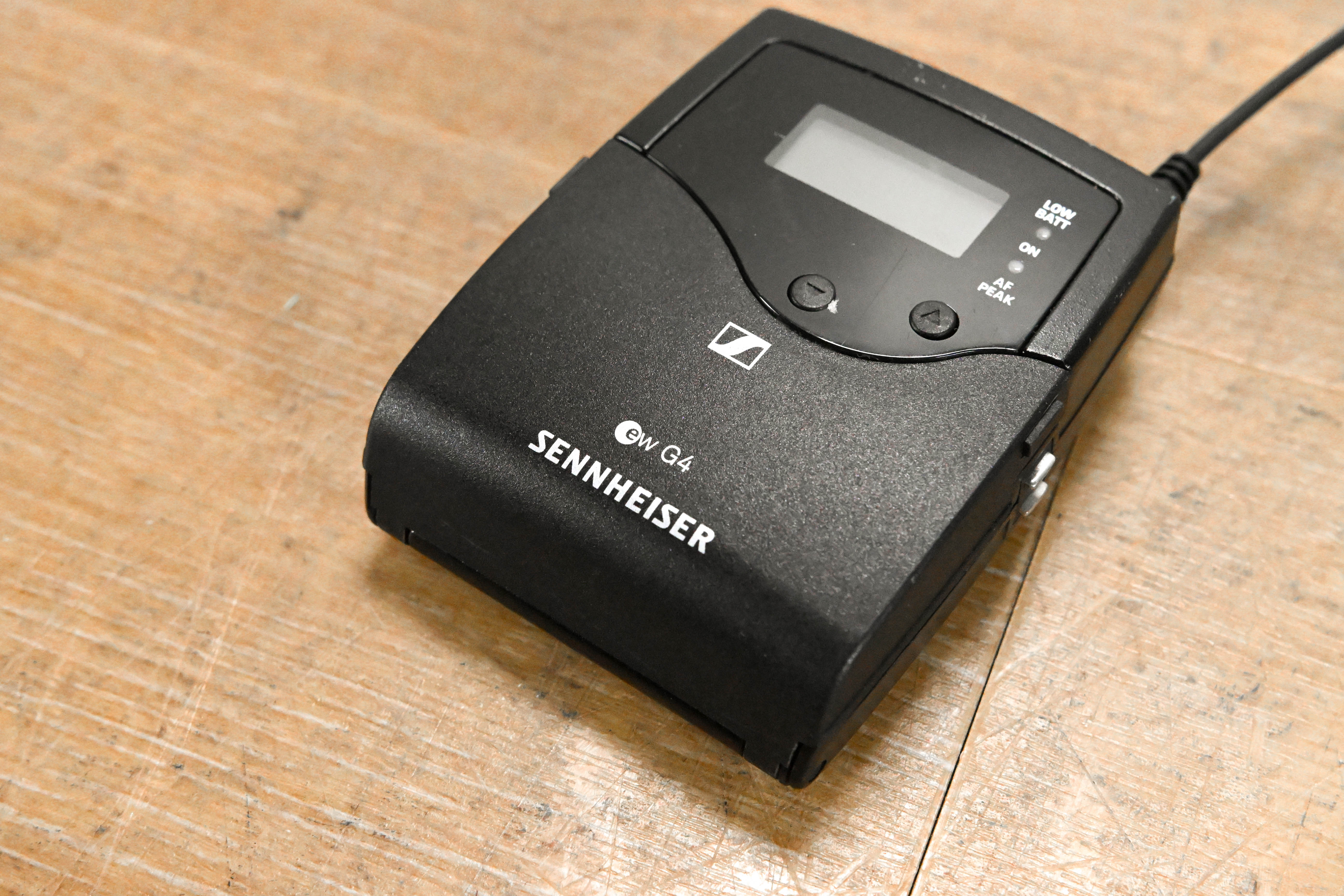 Sennheiser SK 300 G4 Wireless Bodypack Transmitter - 558-608 MHz