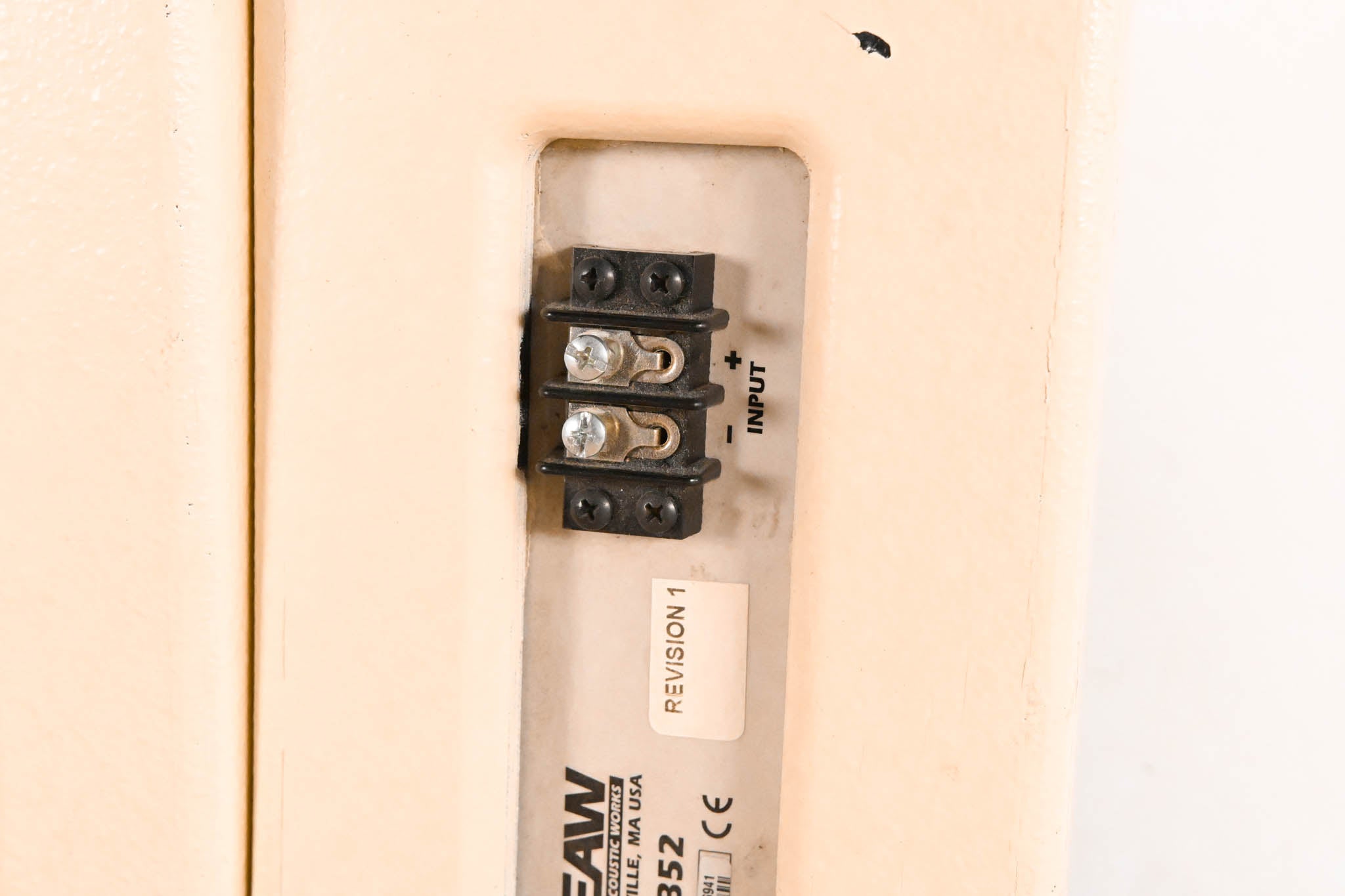 EAW UB52 Two-Way Full-Range Loudspeaker - White (PAIR)