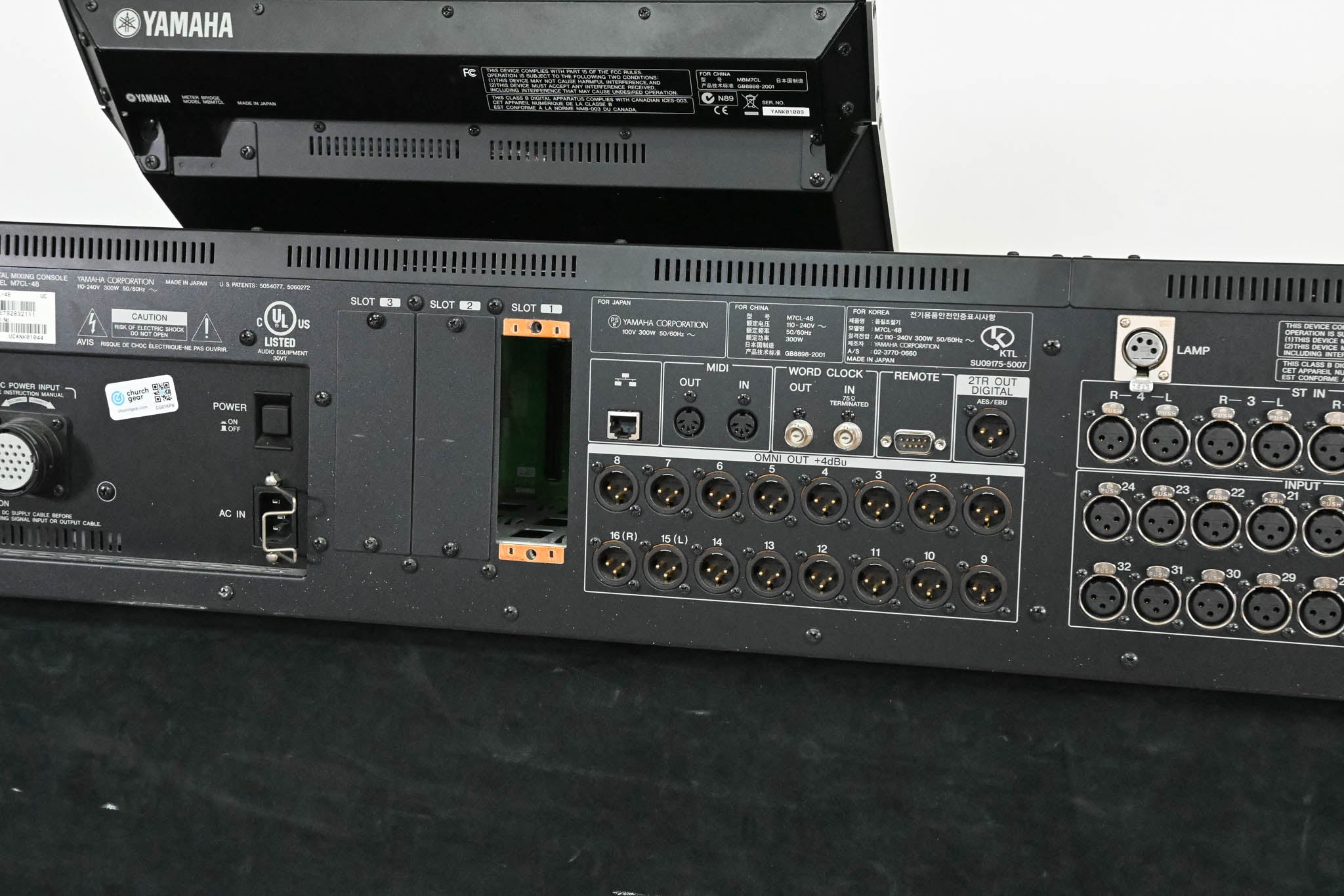 Yamaha M7CL-48 48-Channel Digital Audio Mixing Console