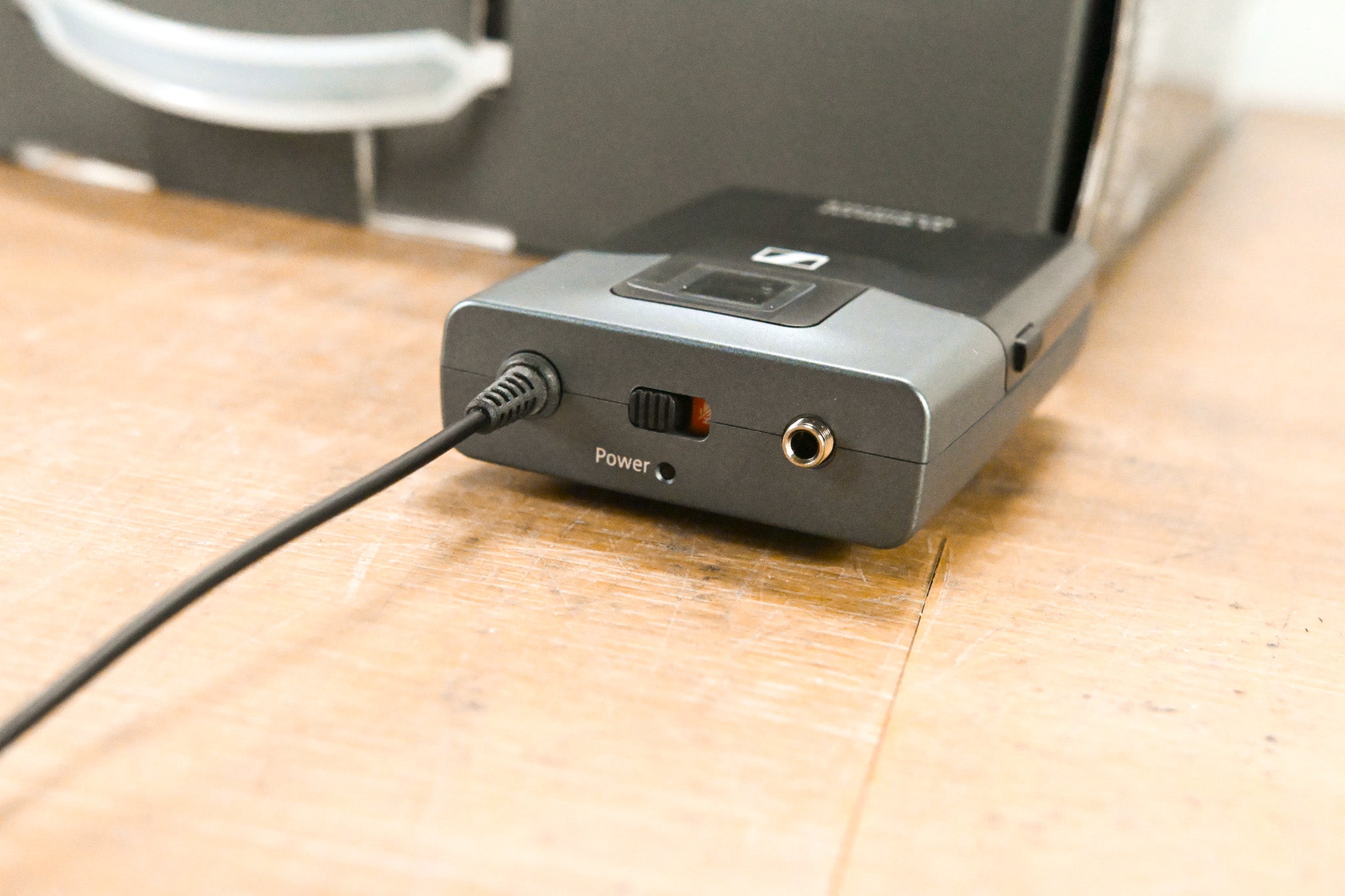 Sennheiser XSW 1-ME2 Wireless Lavalier Microphone System - A Range