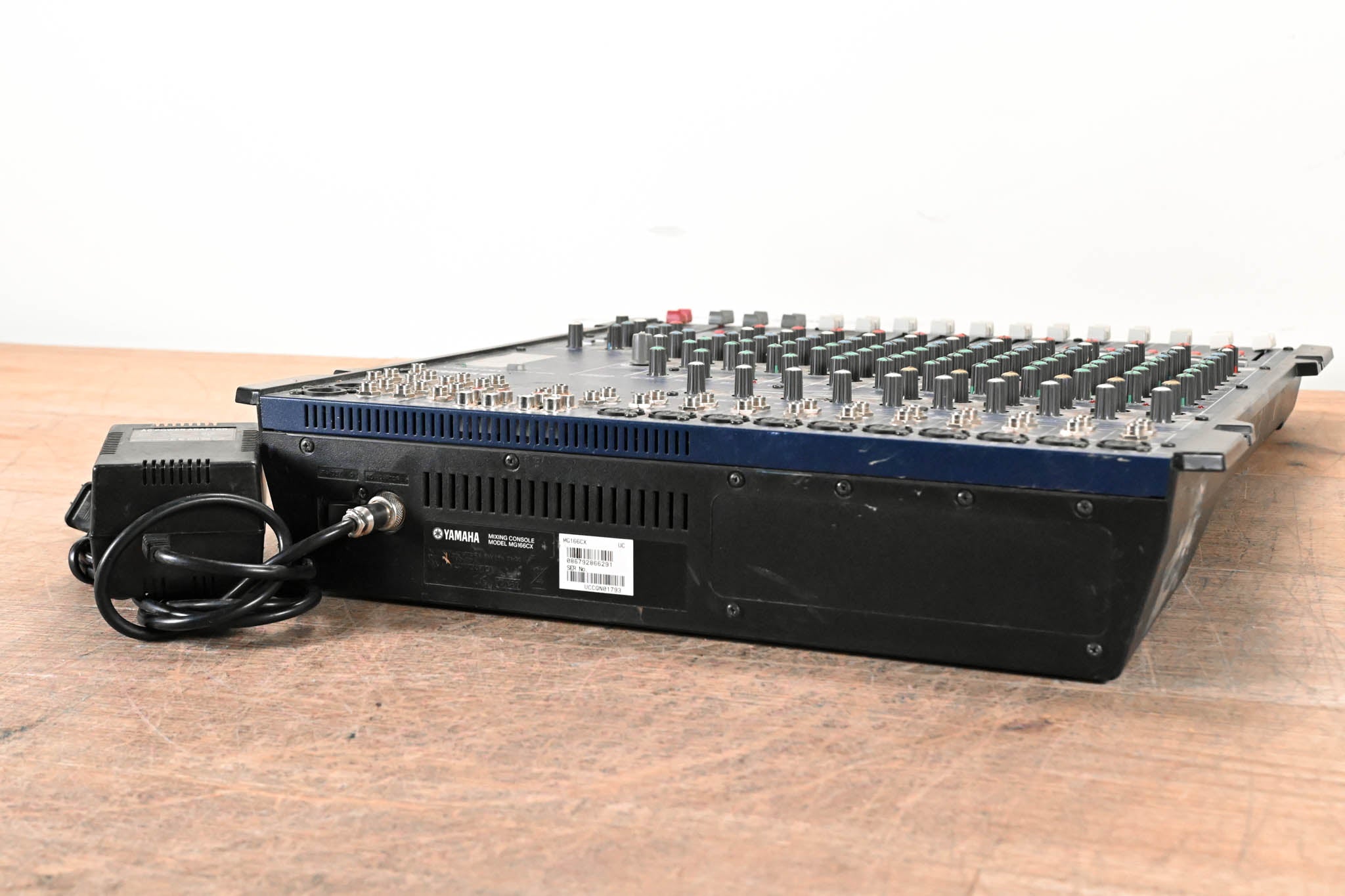 Yamaha MG166CX 16-Channel Analog Mixer