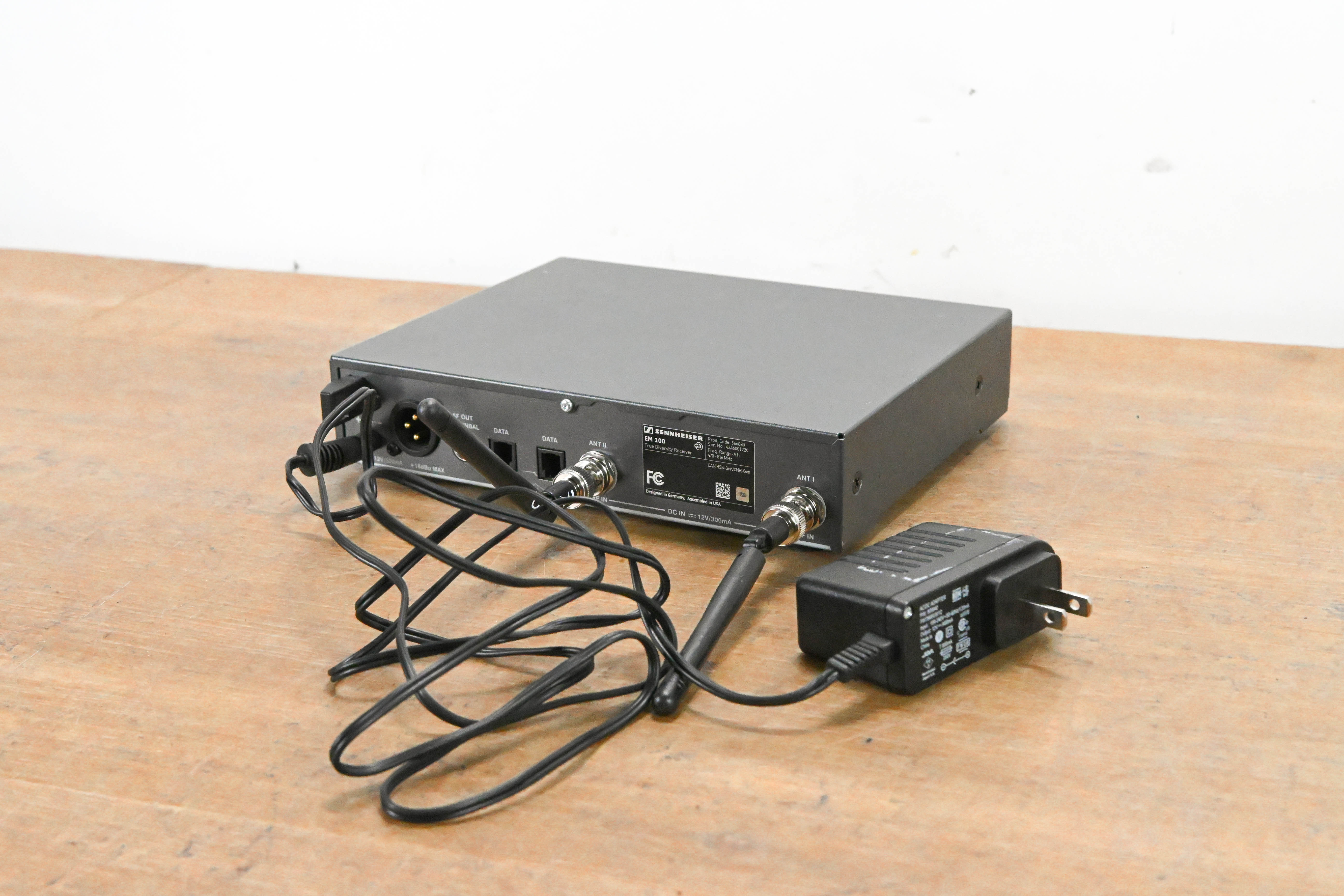 Sennheiser EM 100 G3 Wireless Receiver - A1 Range: 470-516 MHz