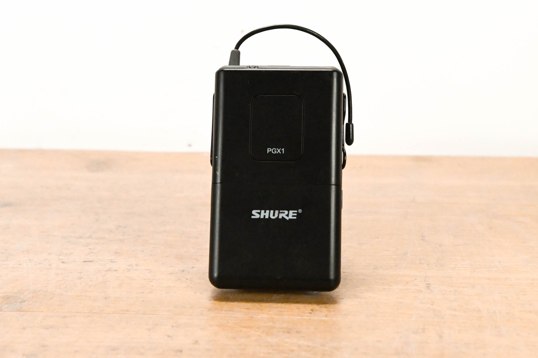 Shure PGX14 Wireless Beltpack System - J6 Band: 572-590 MHz