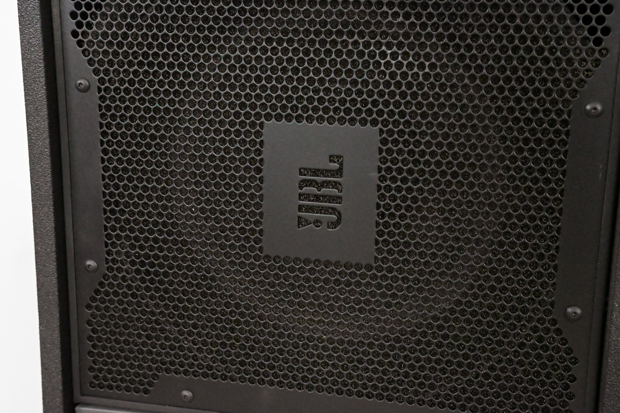 JBL VT4888DP Powered 3-Way Line Array Speaker (PAIR)