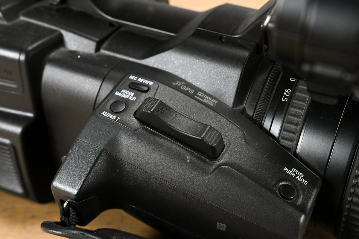 Sony PXW-X180 Full HD XDCAM Handheld Camcorder
