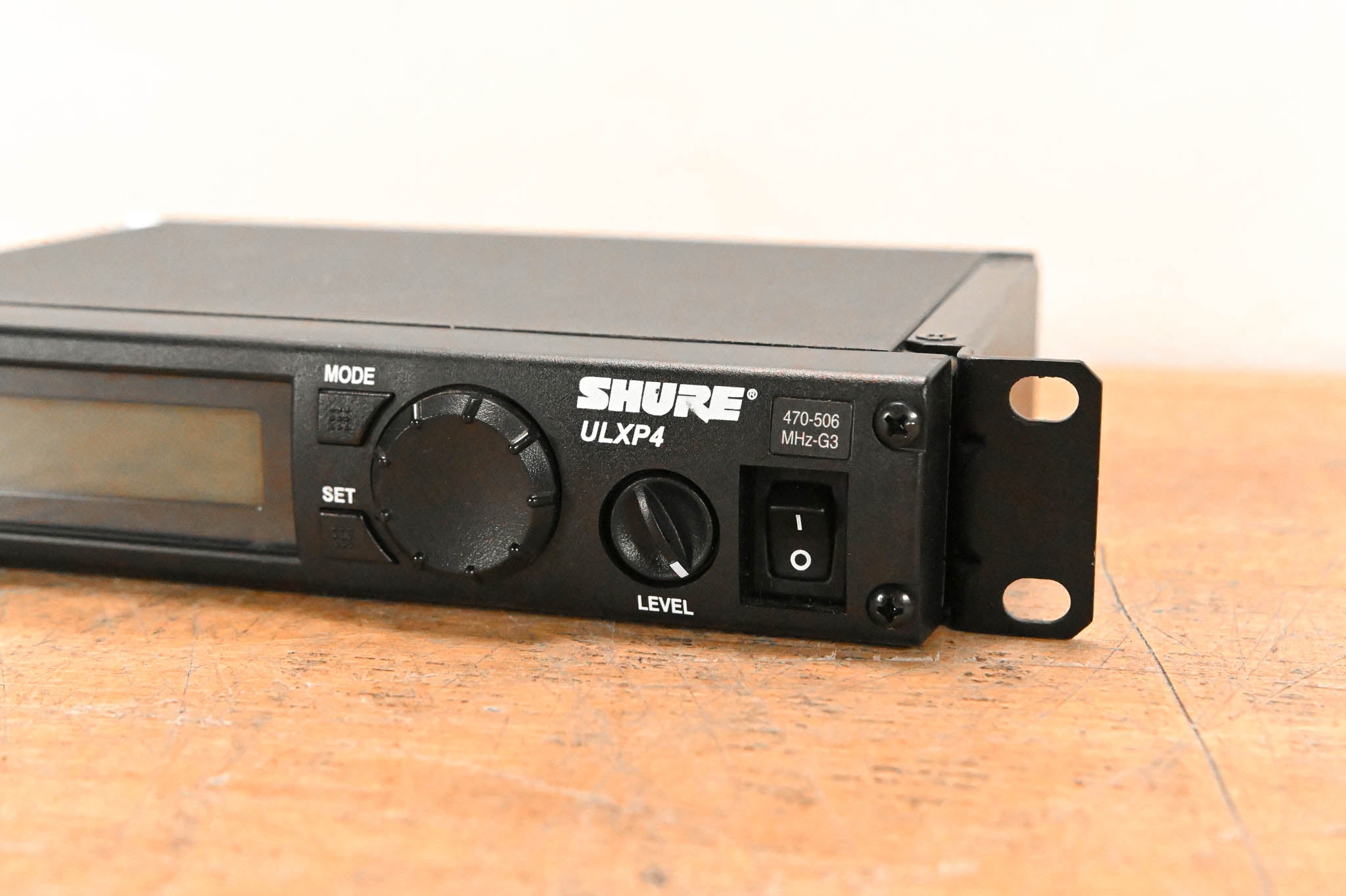 Shure ULXP4 Wireless Receiver - G3 Band: 470-506 MHz (NO POWER SUPPLY)