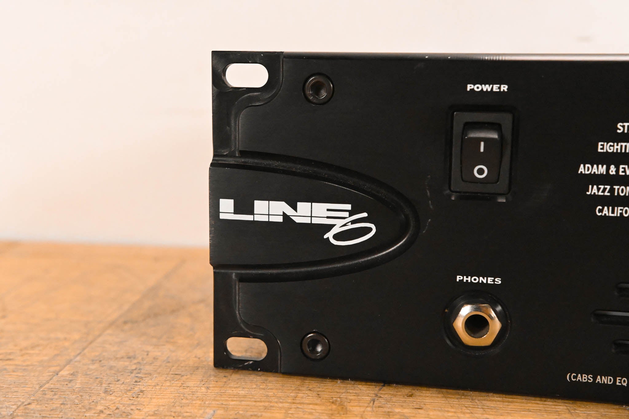 Line 6 Bass POD Pro Rackmount Multi-Effect and Amp Modeler