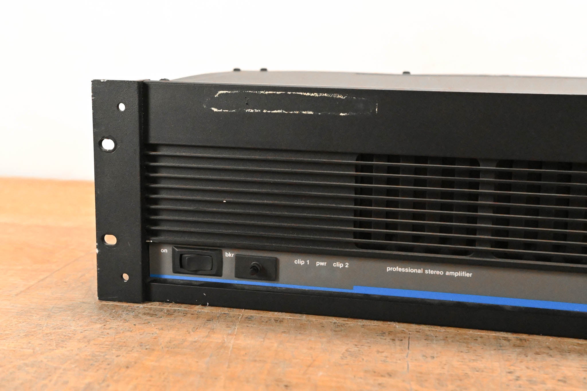 QSC Model 1400 2-Channel Power Amplifier