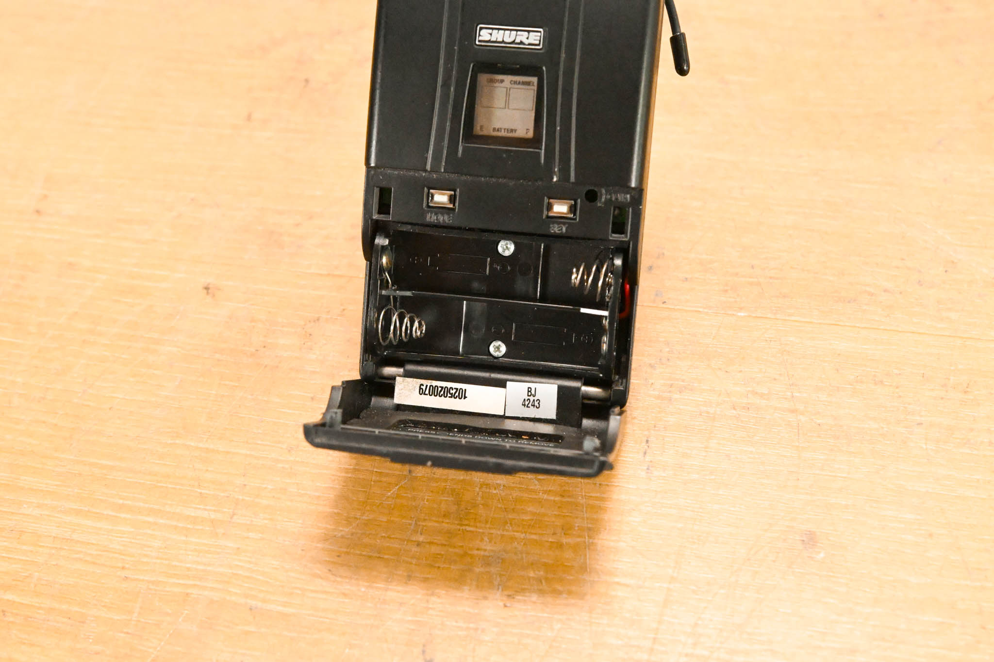 Shure U4D-J4 Dual-Channel Wireless Receiver with U1 Bodypack - J4 Band