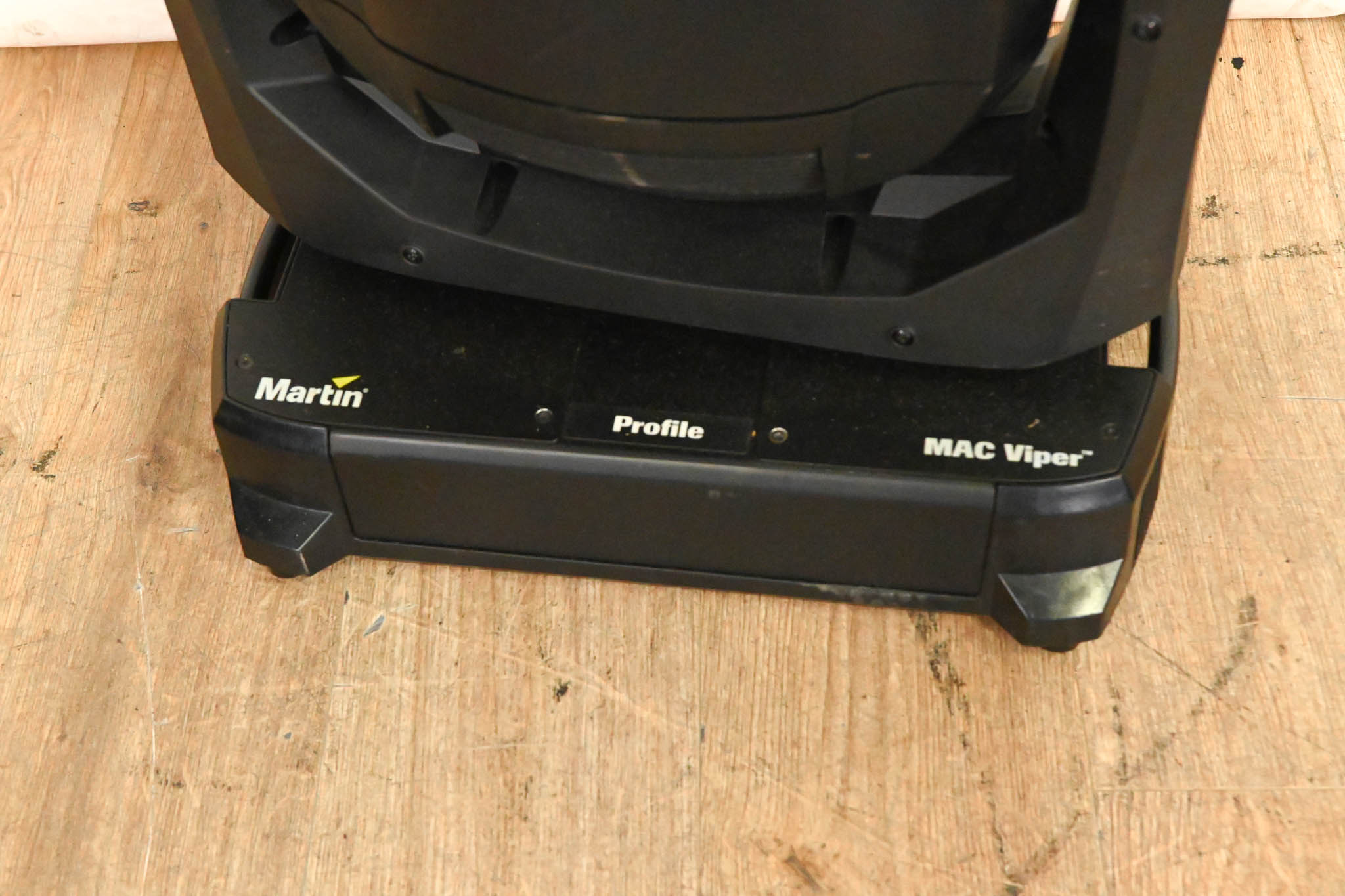 Martin MAC Viper Profile High Output Discharge-Based Moving Light