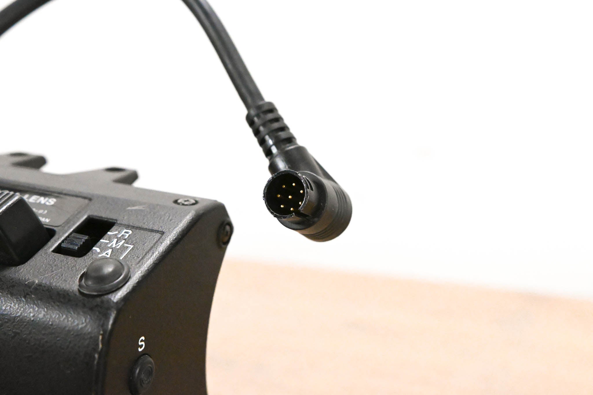 JVC HZ-516 Zoom Lens Servo Grip Drive Unit (A16x9.5BRM-9)