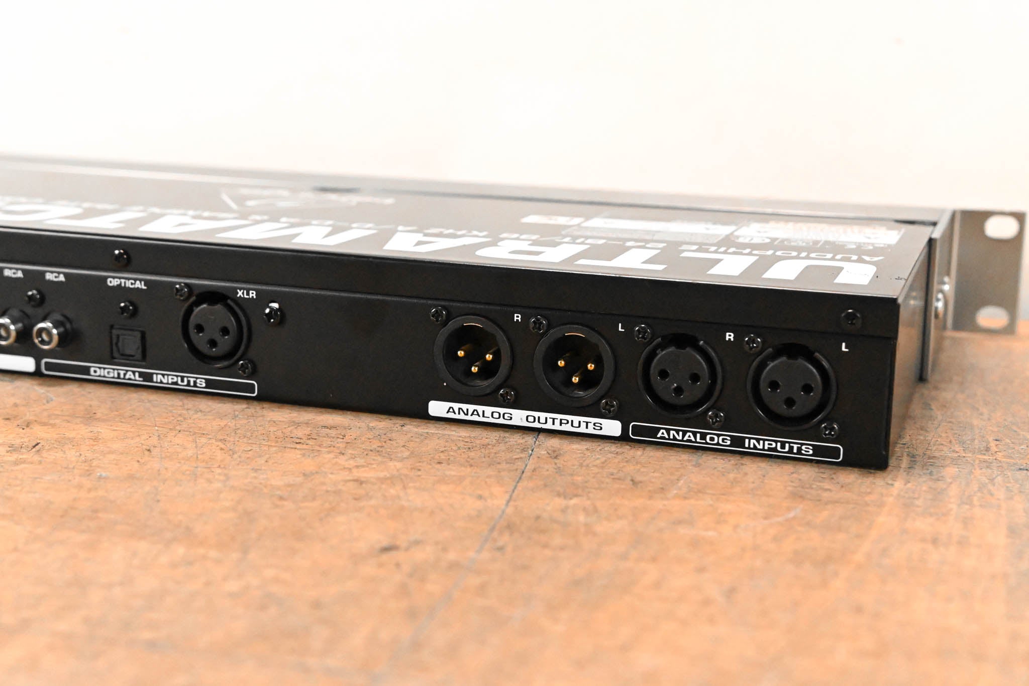 Behringer ULTRAMATCH PRO SRC2496 Sample Rate Converter
