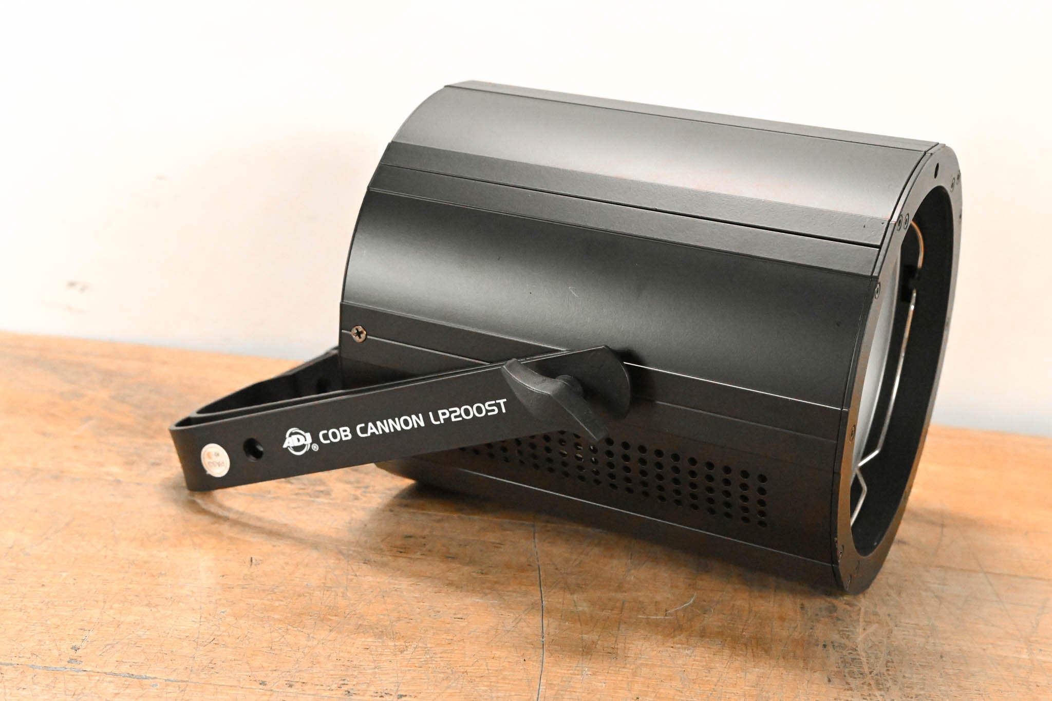 ADJ COB Cannon LP200ST 200W Chip On Board Color Mixing Wash Fixture