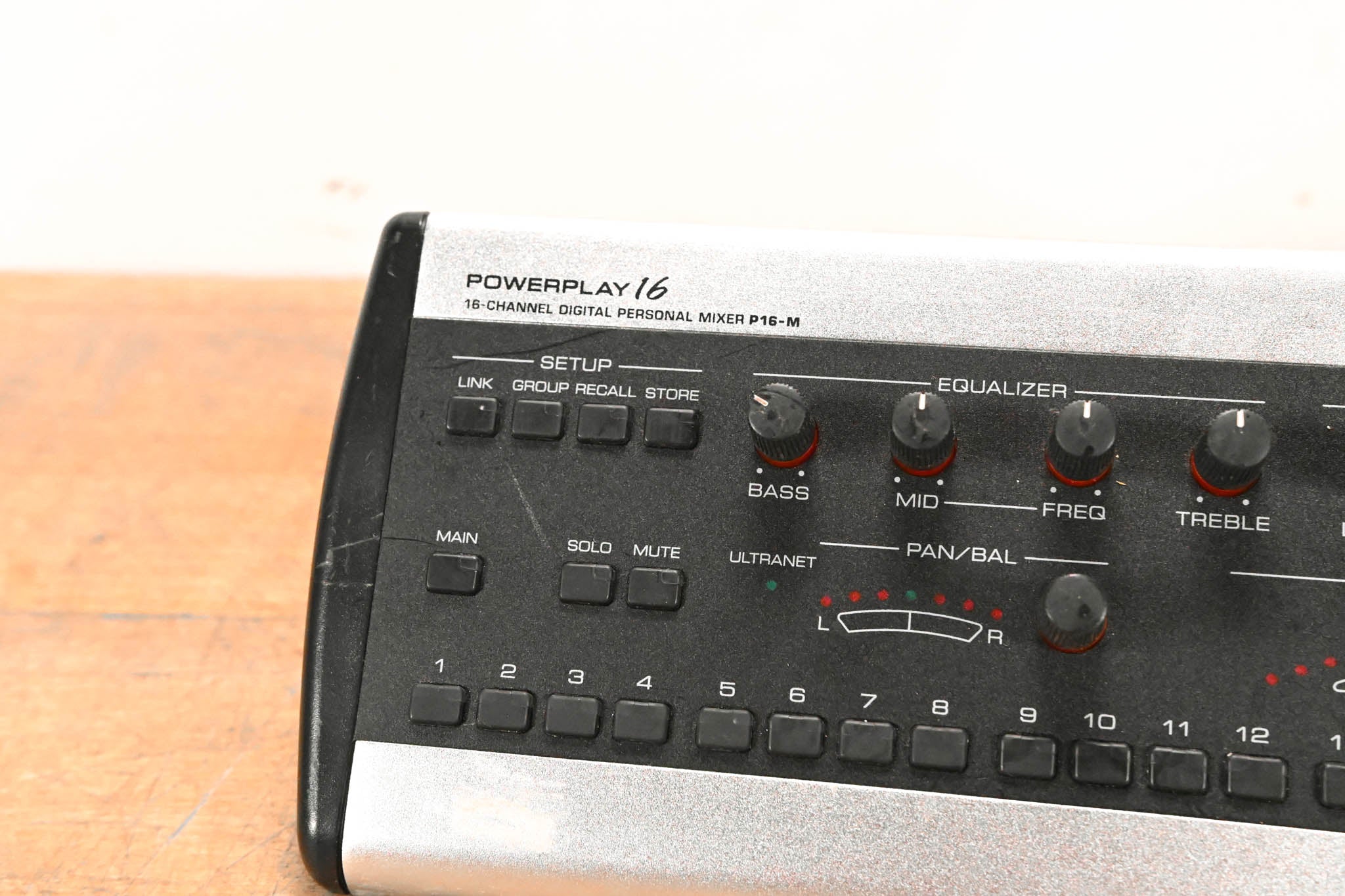 Behringer Powerplay P16-M 16-Channel Digital Personal Mixer