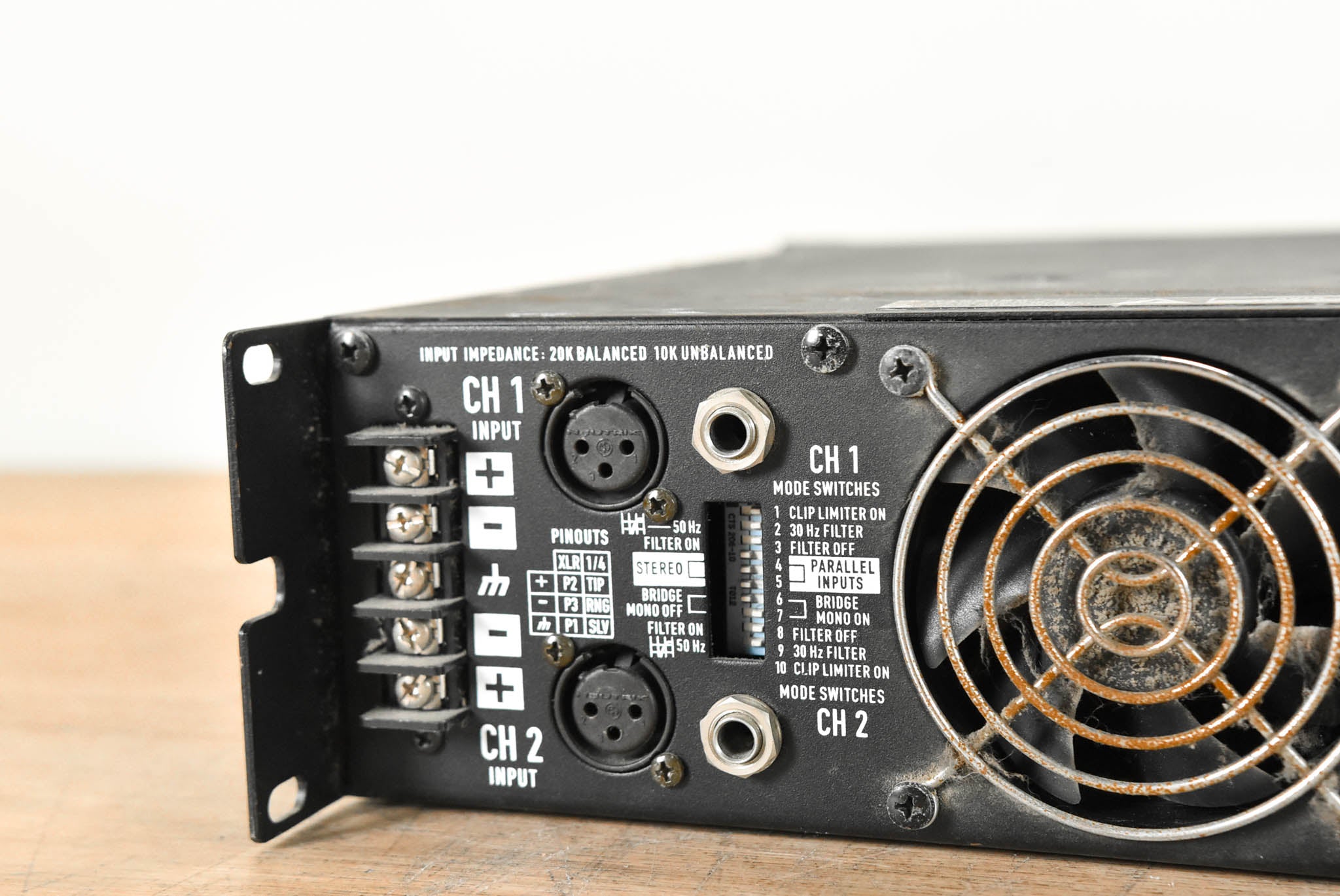 QSC RMX850 2-Channel Power Amplifier