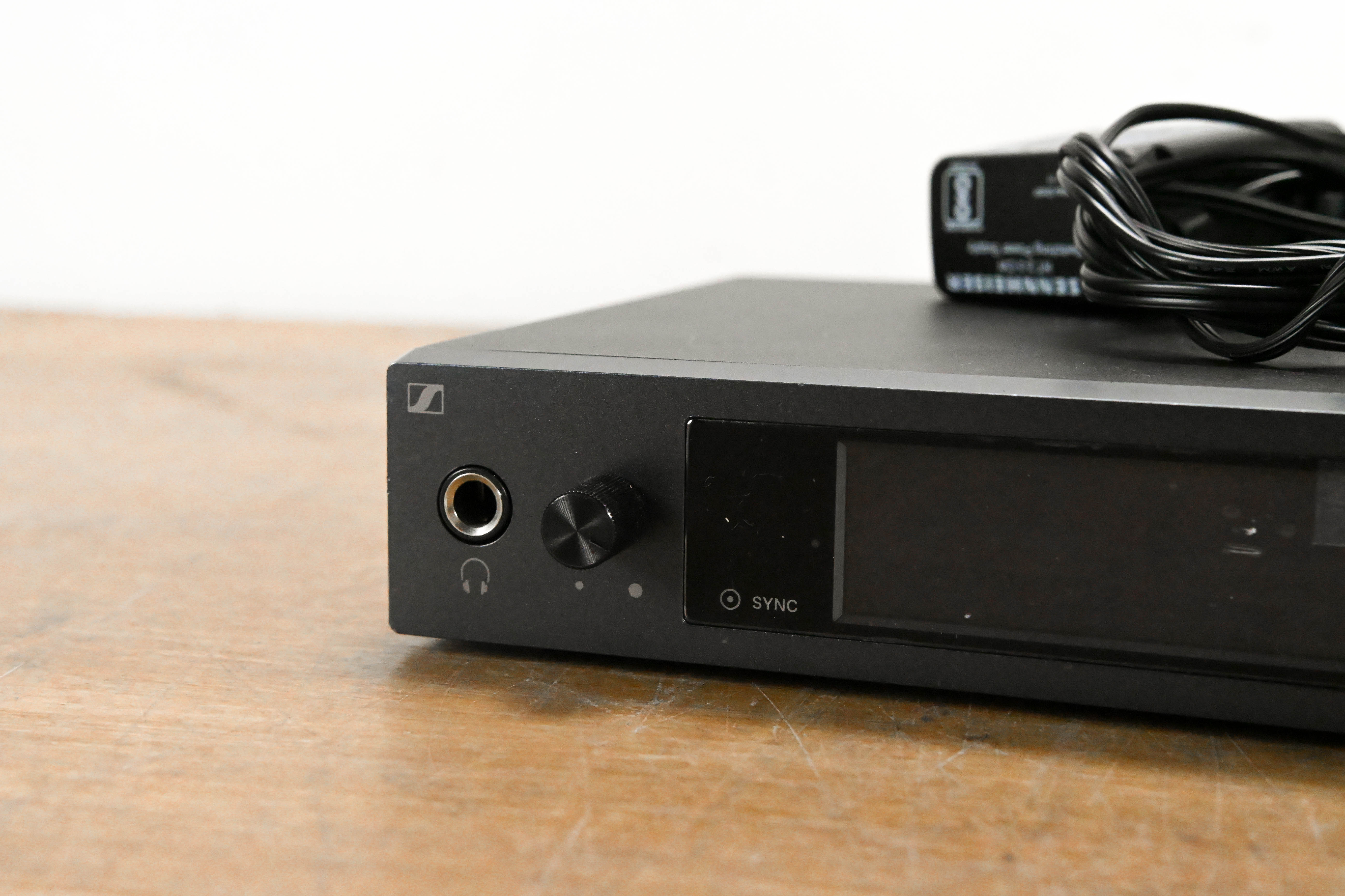 Sennheiser SR IEM G4 Wireless IEM Transmitter - A1 Range: 470-516 MHz