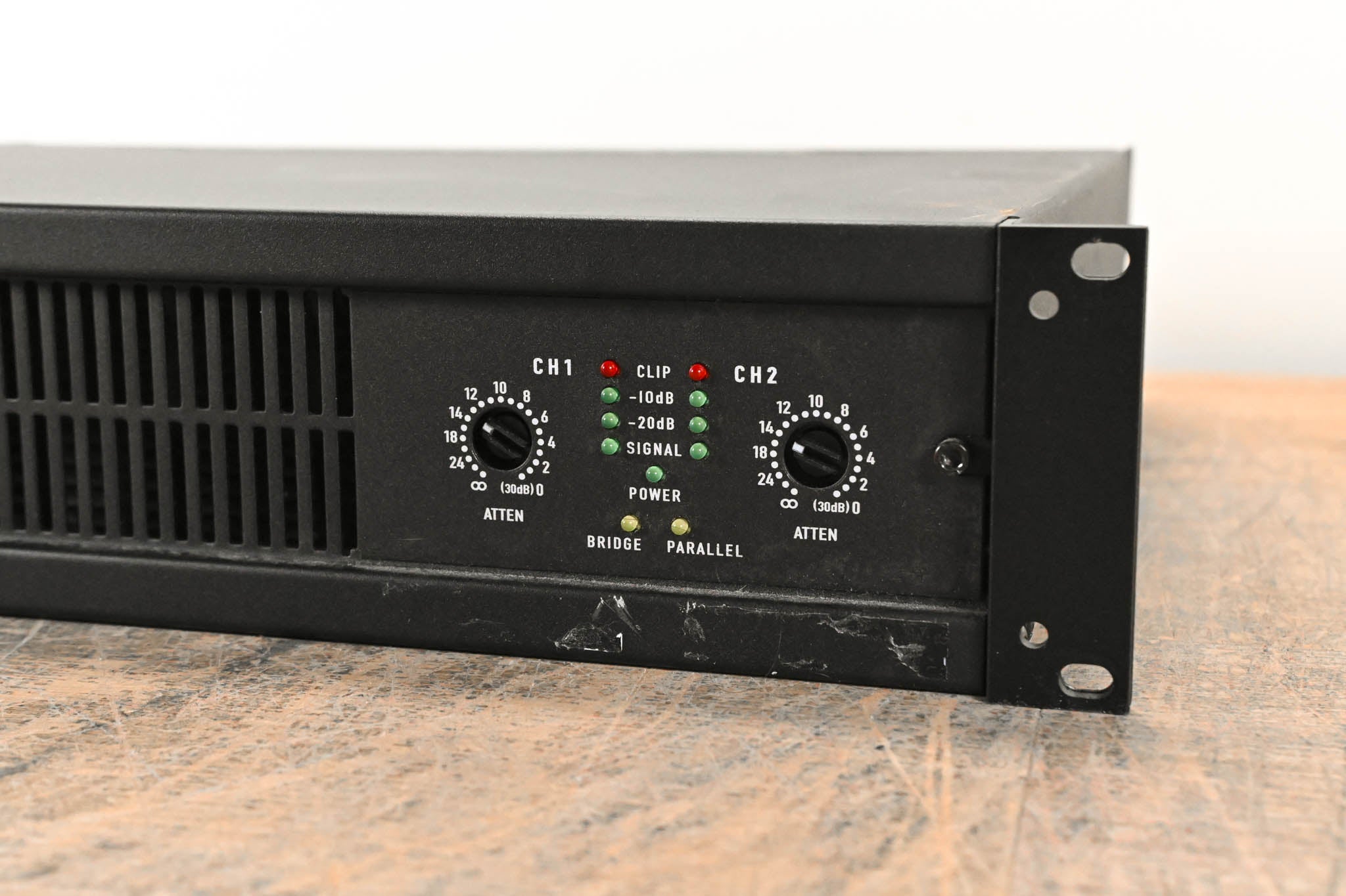 QSC CX302 2-Channel Power Amplifier