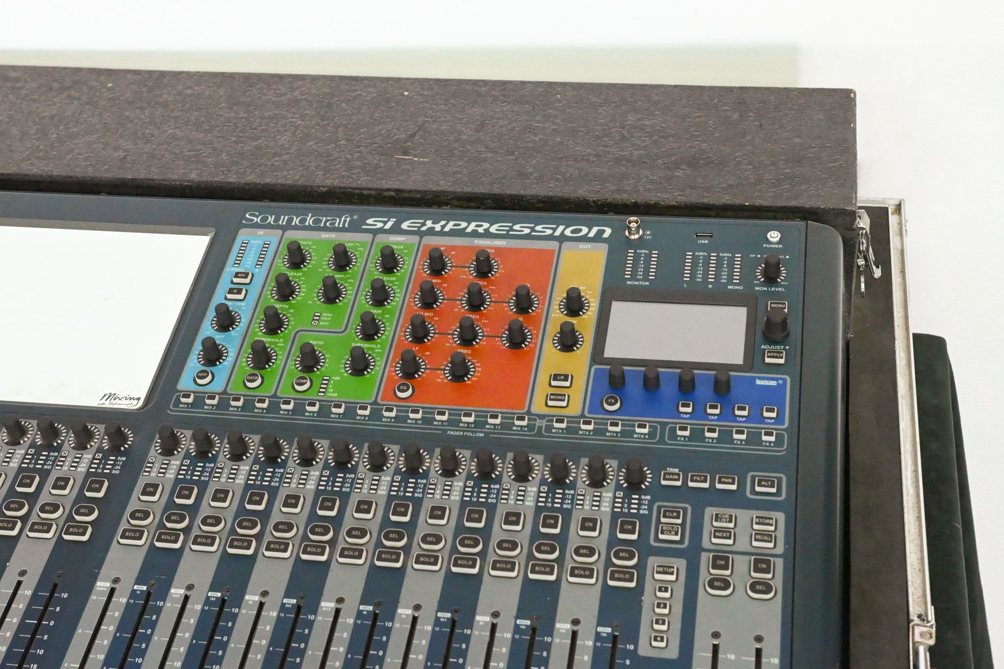 Soundcraft Si Expression 3 Digital Mixer w/ MADI-USB Card & Road Case