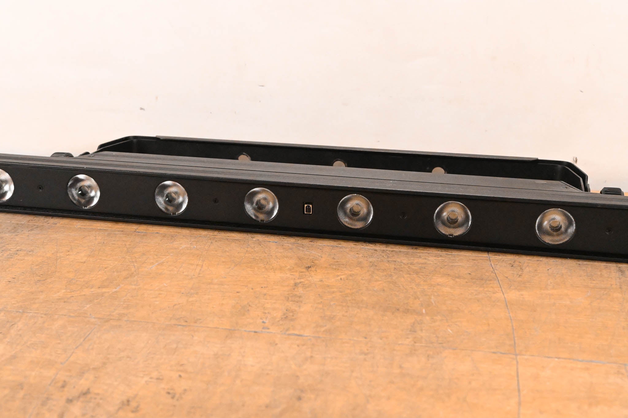 Chauvet COLORband T3USB Linear RGB Wash Light