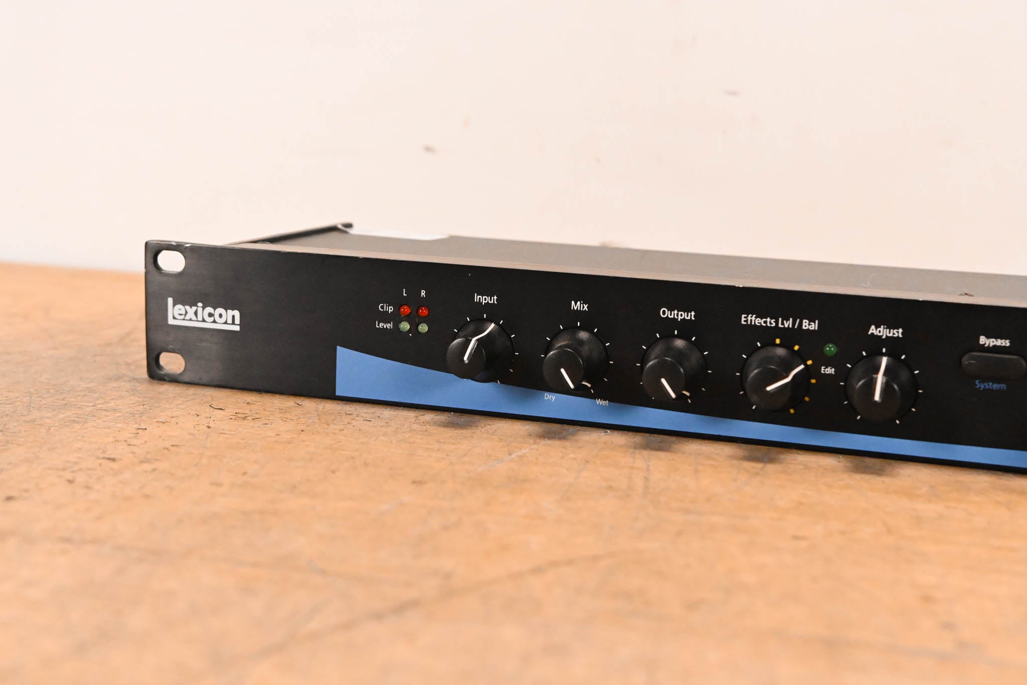 Lexicon MPX110 Dual-Channel Effects Processor