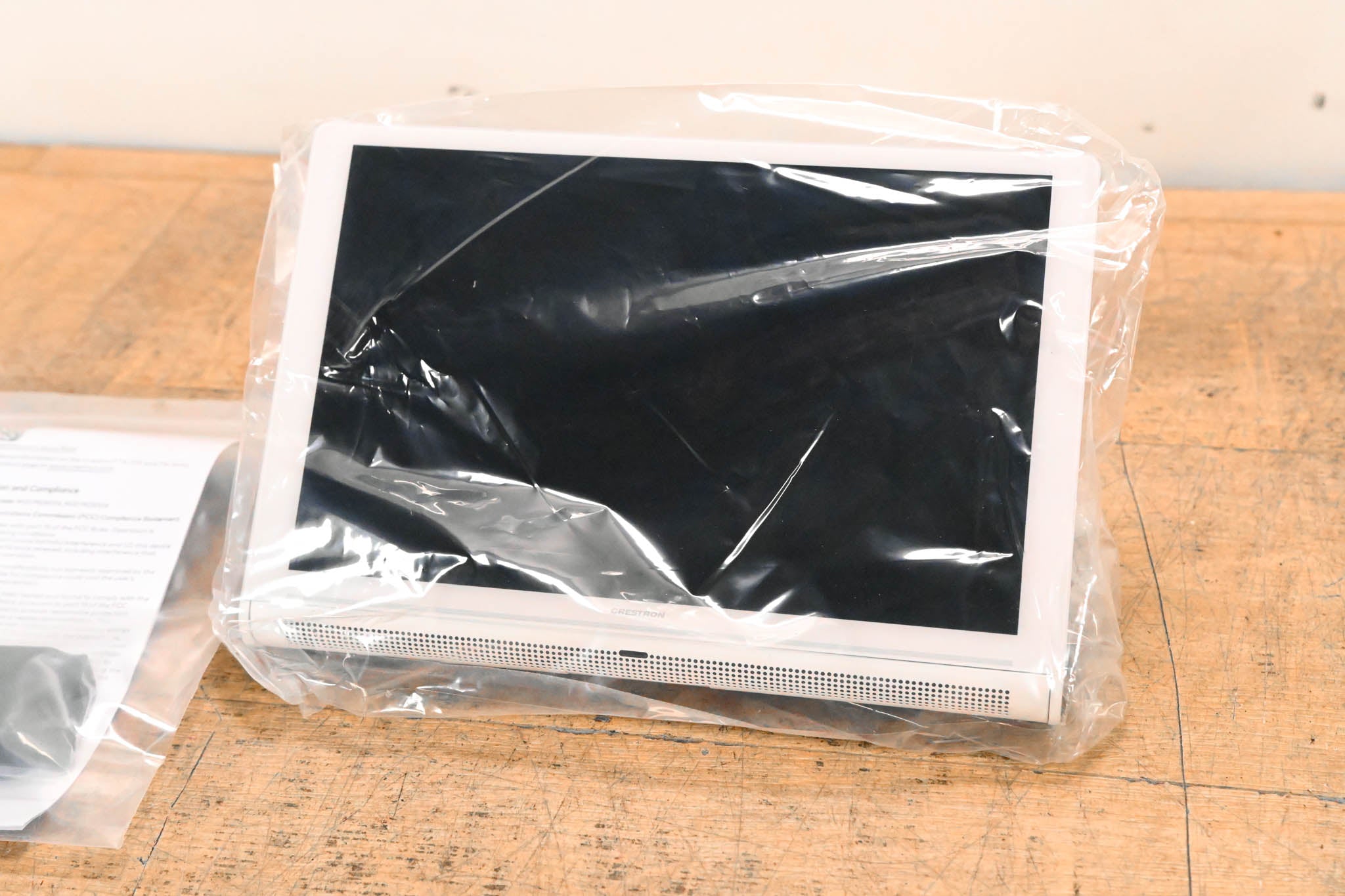 Crestron TS-1070-W-S 10.1” Table Top White Touch Screen