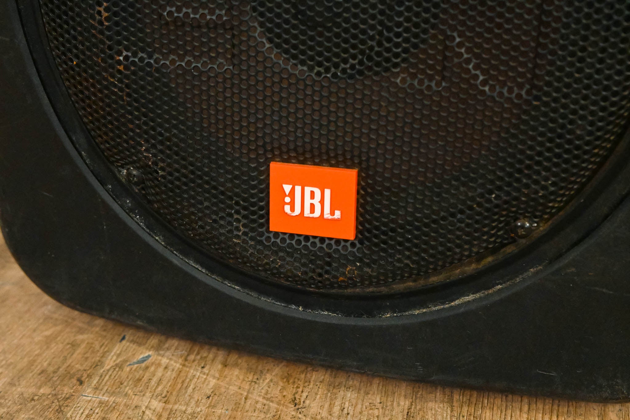 JBL EON10 G2 10" 2-Way Powered Speaker