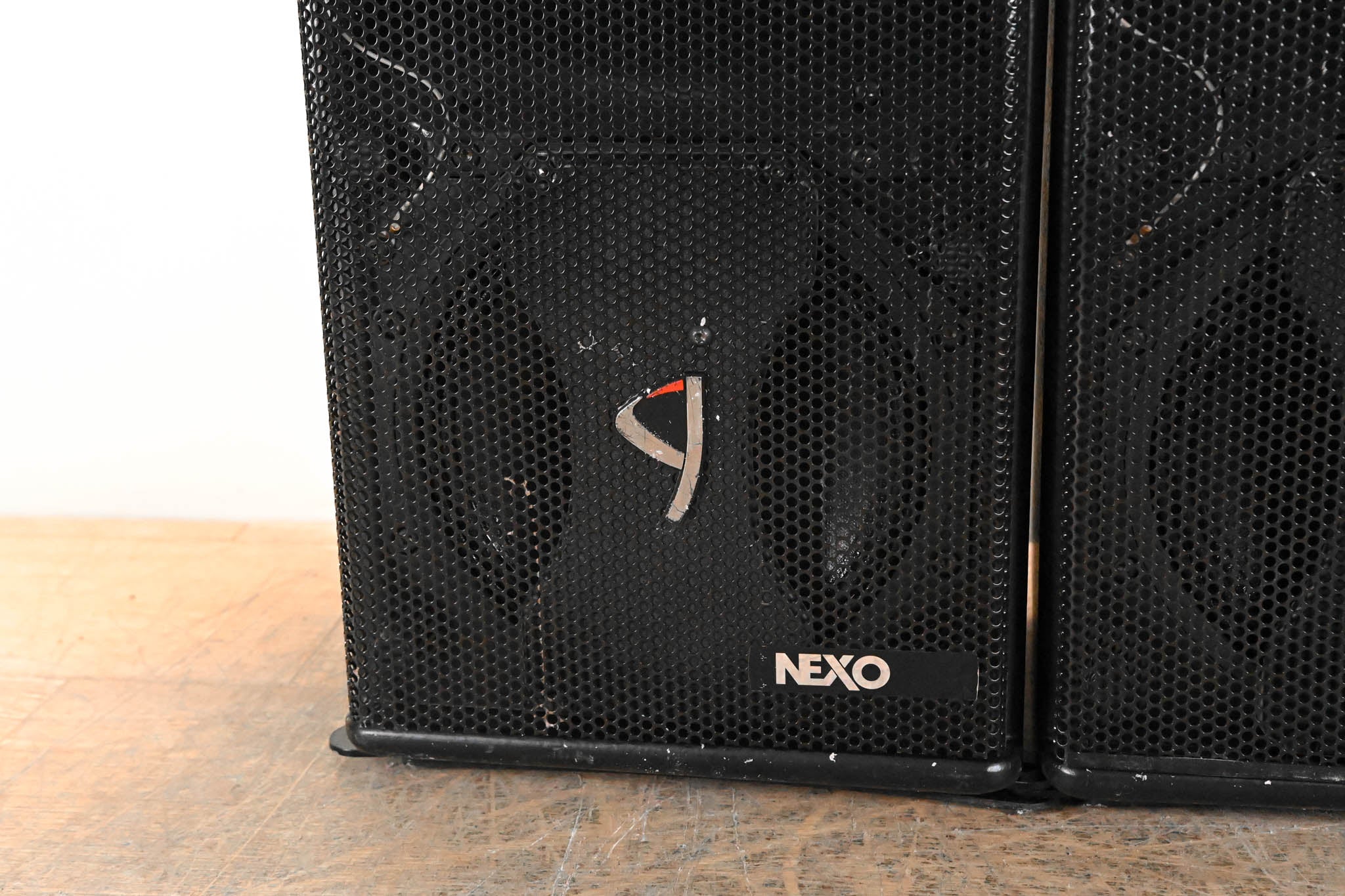 NEXO GEO S805 Compact High-Output Array Module (PAIR)