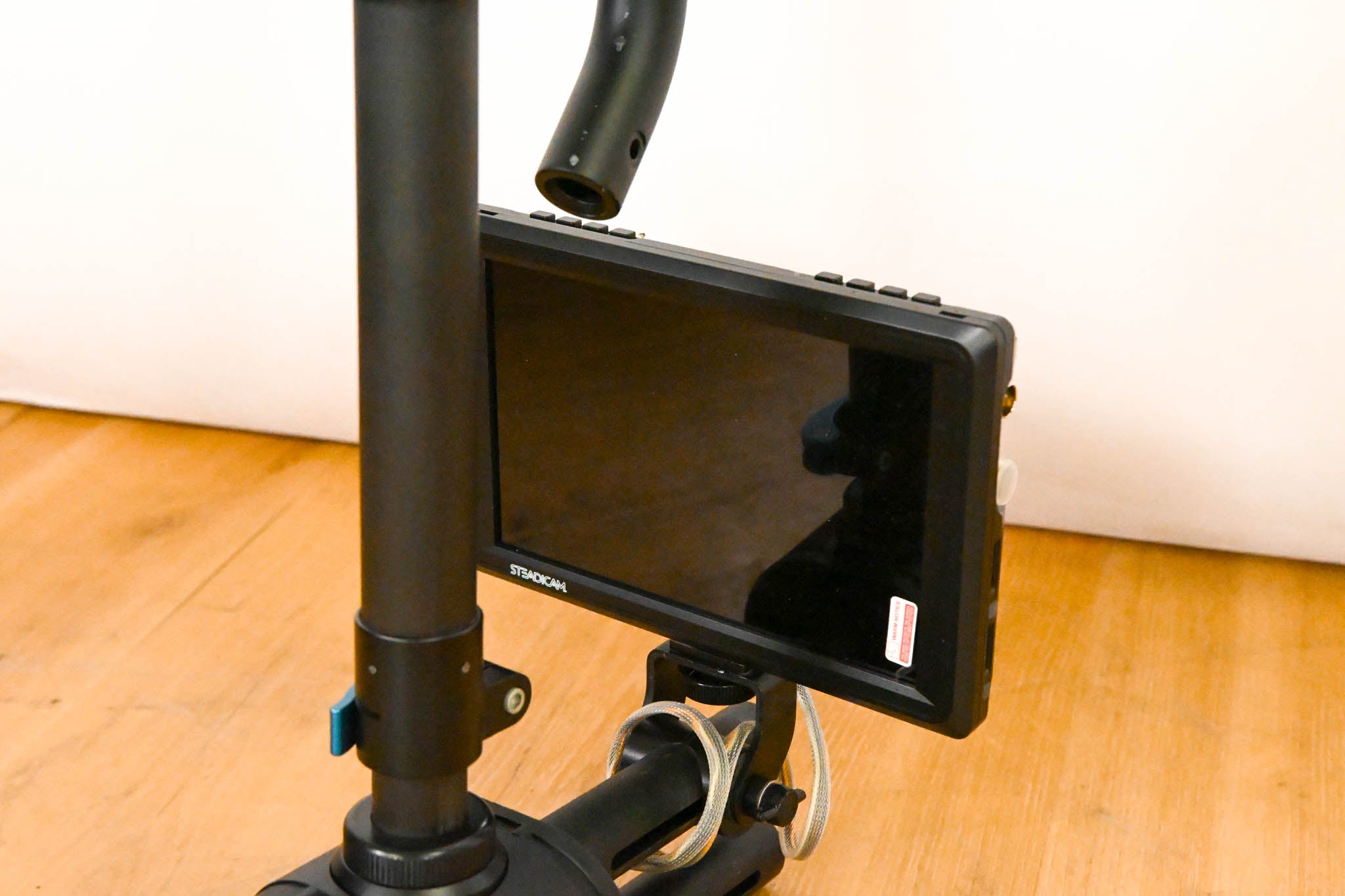 Steadicam Zephyr HD Camera Stabilizer System w/Arm, Vest, Monitor & Case