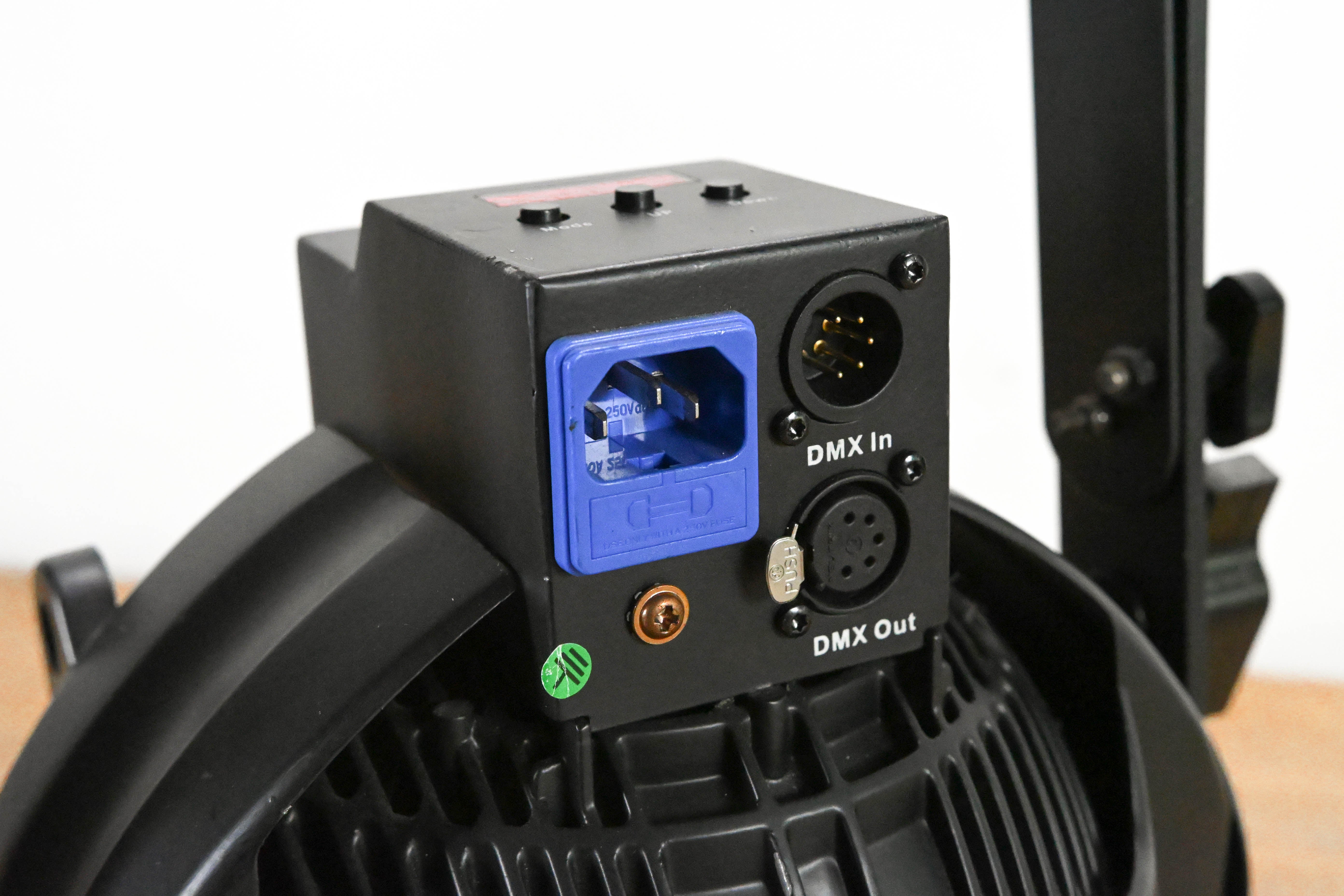 Elation OPTI TRI PAR 18 x 3W Tri Color LED Par