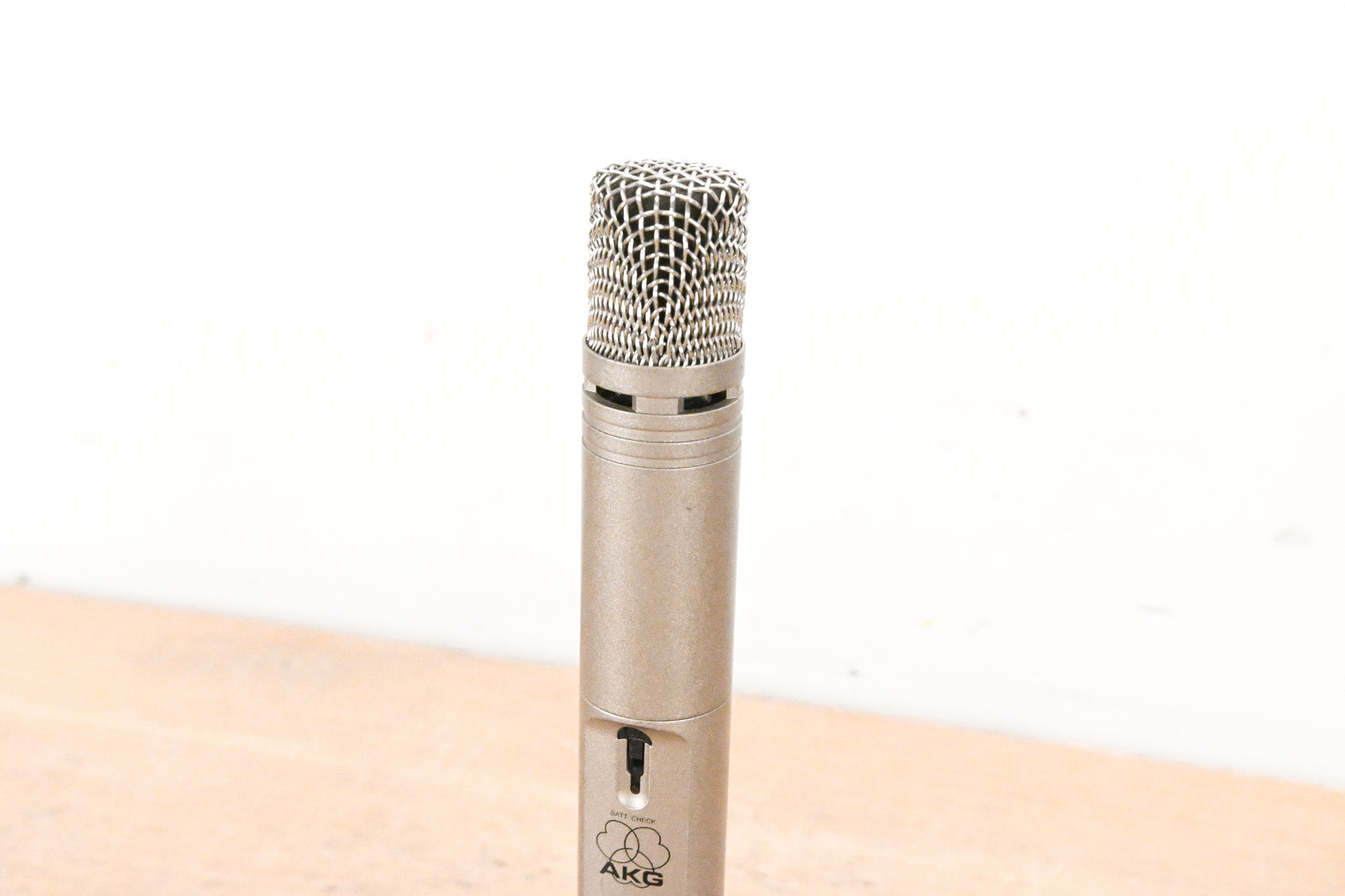 AKG C1000 S Small-Diaphragm Condenser Microphone