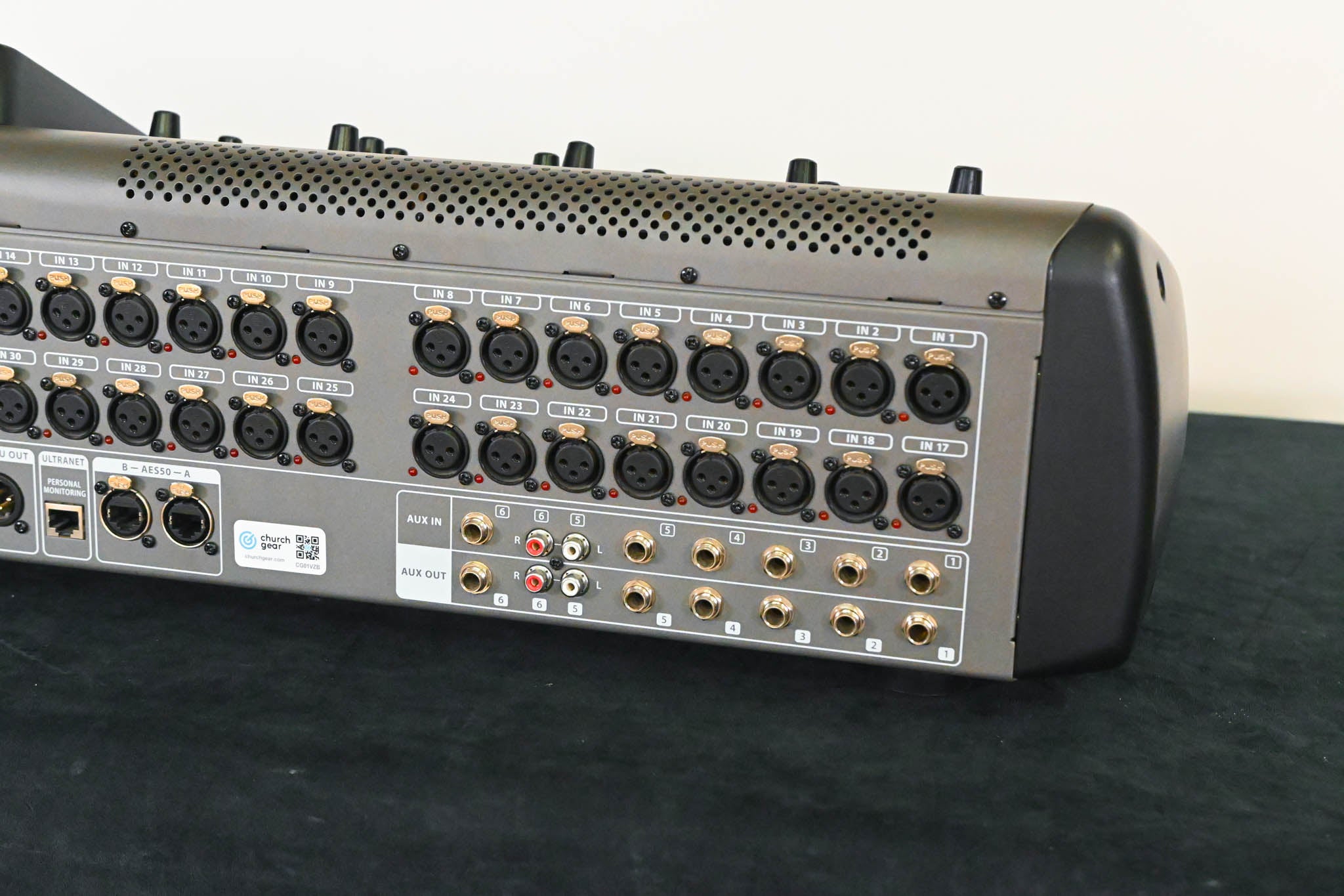 Behringer X32 40-Channel Digital Mixing Console