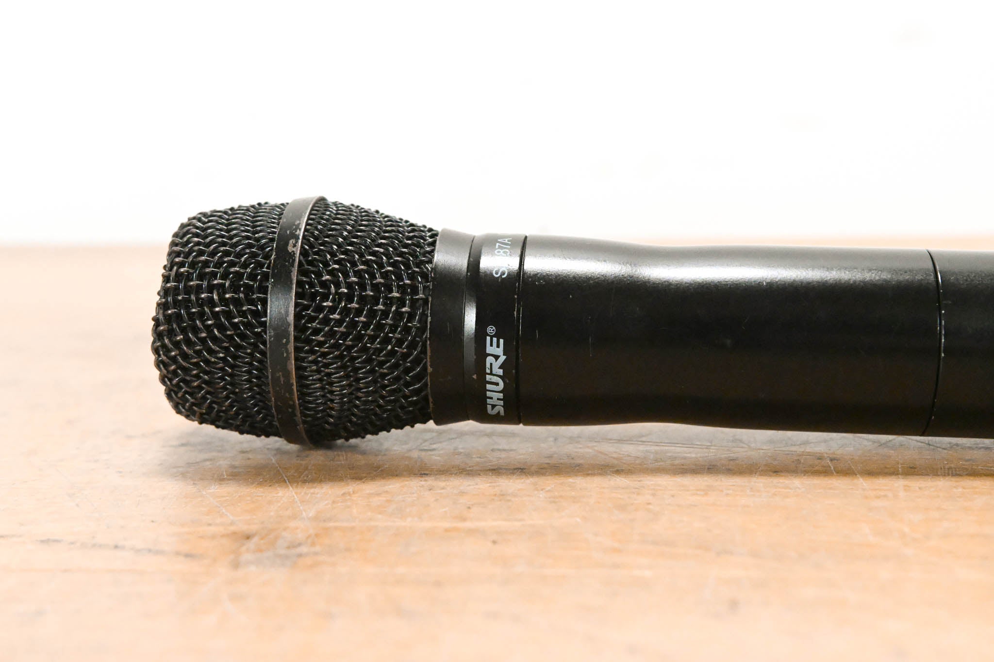 Shure UR2/SM87A Handheld Transmitter with SM87A Capsule - H4 Band