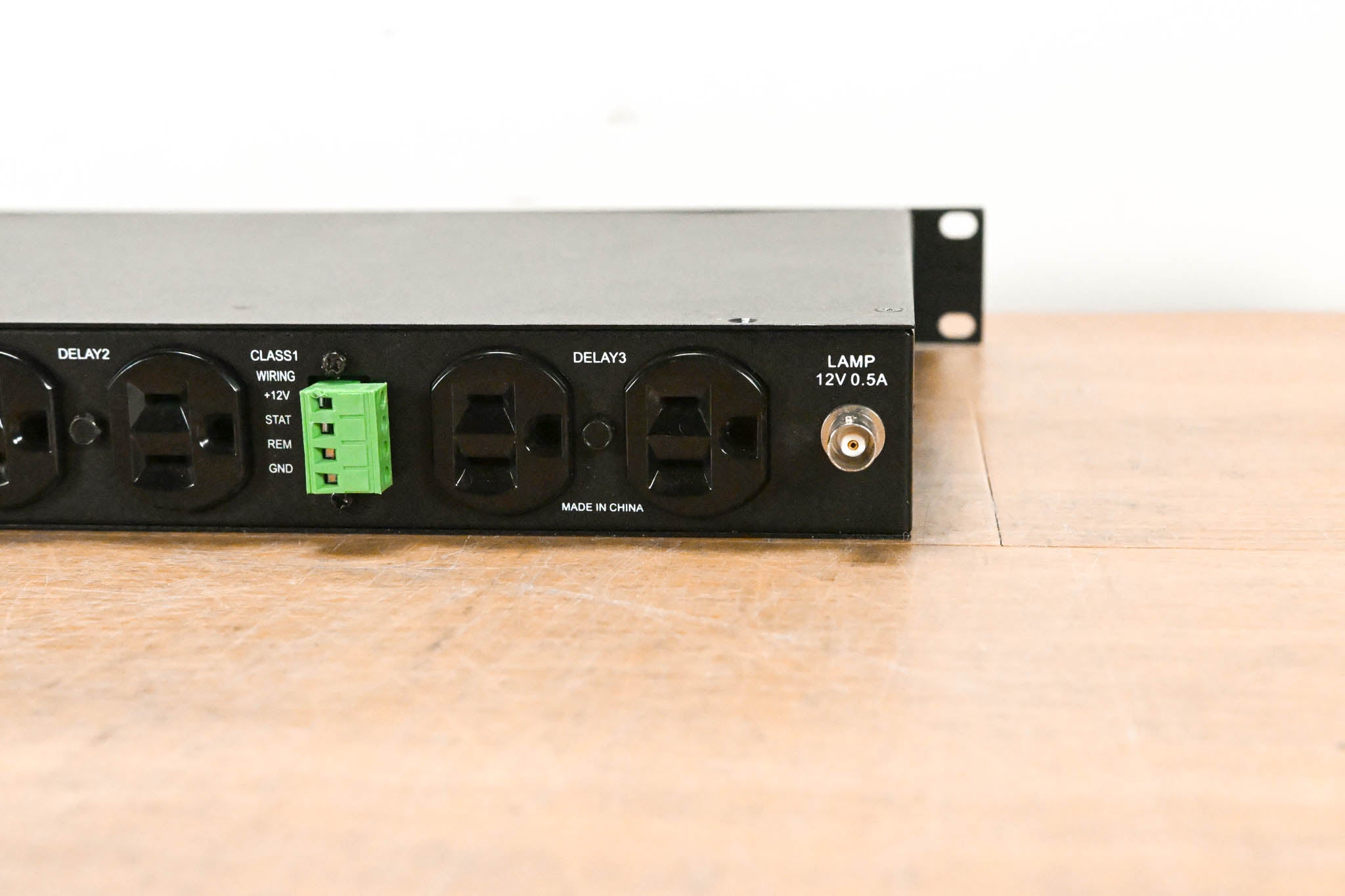 Furman PS-8R Series II 8-outlet Power Conditioner and Sequencer