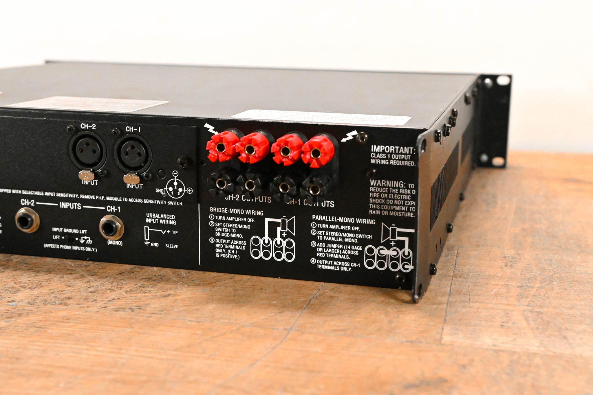 Crown Macro-Tech 3600VZ 2-Channel Power Amplifier
