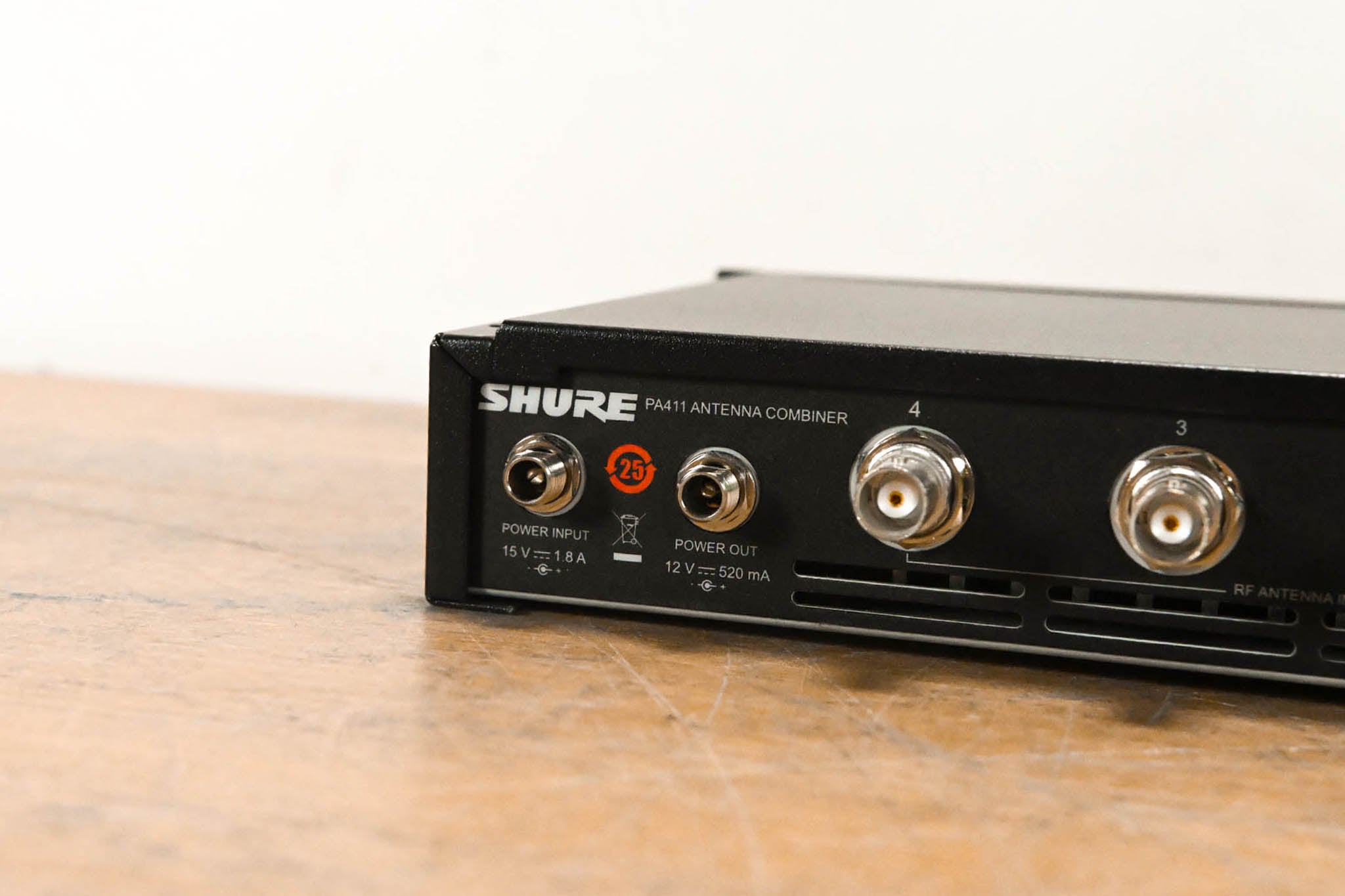 Shure PA411 Antenna Combiner for PSM 300 Series Wireless NO POWER SUPPLY