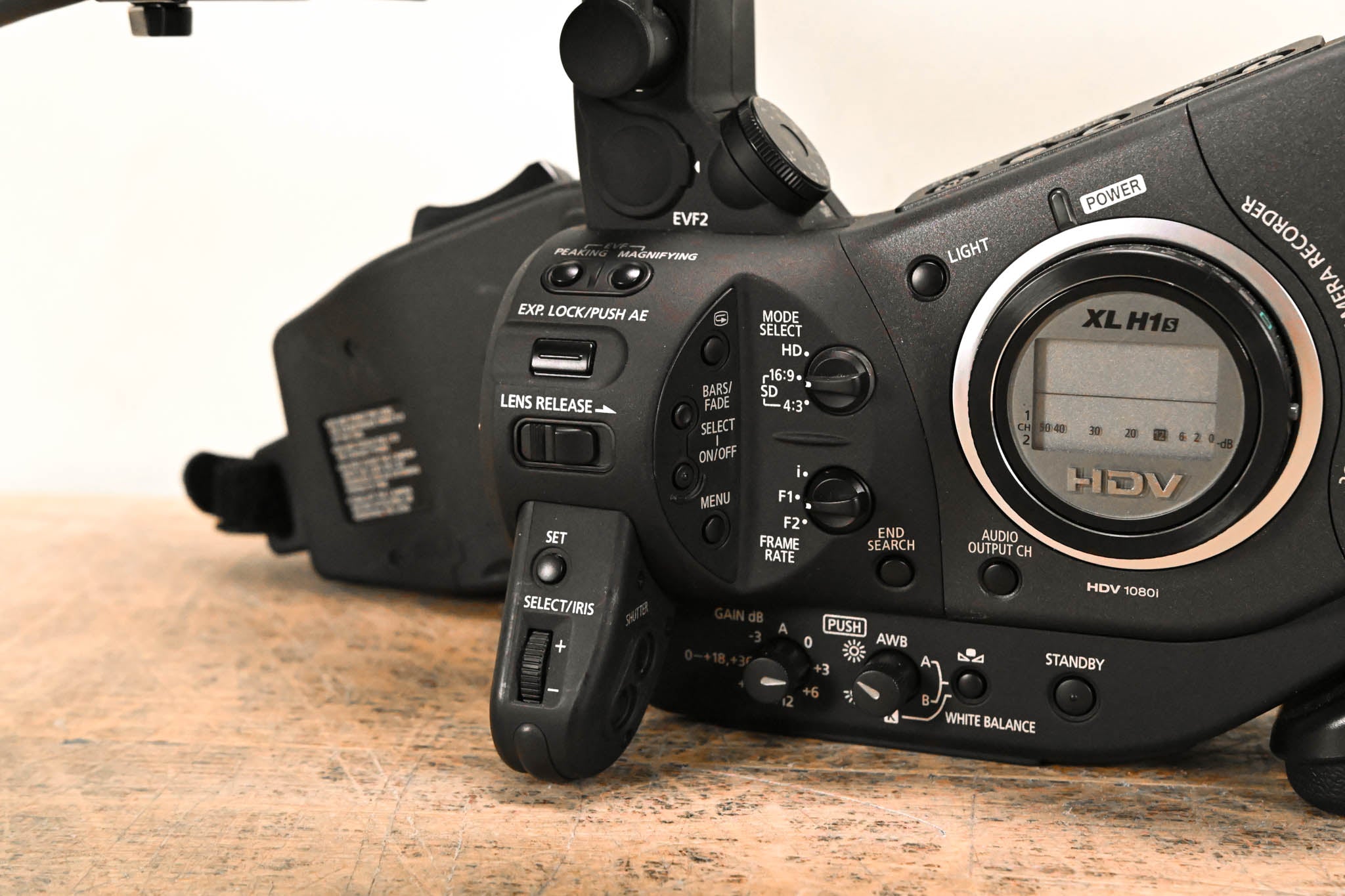 Canon XL H1s 3-CCD High Definition Camcorder