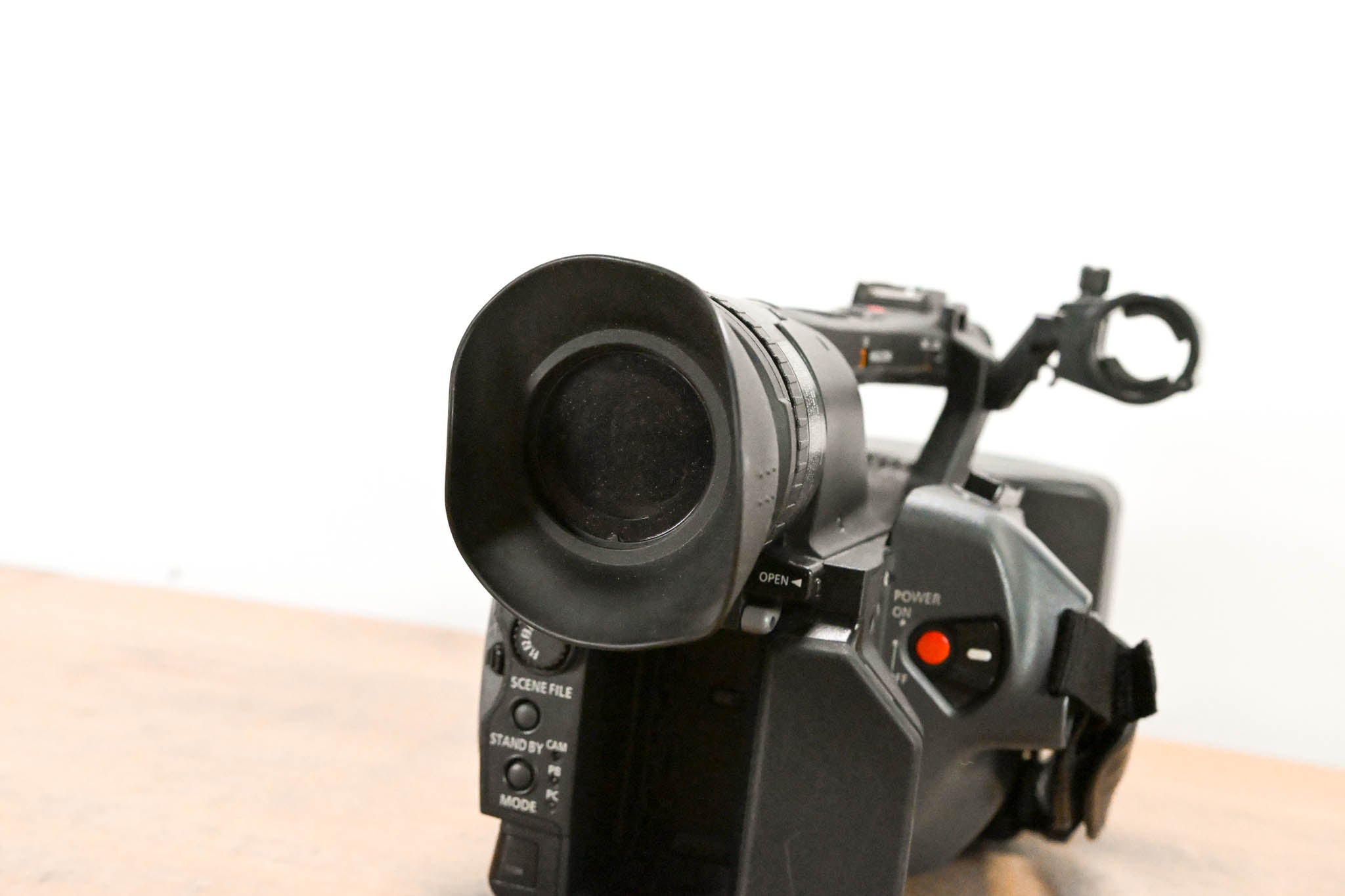 Panasonic AG-HMC150P AVCCAM Camcorder