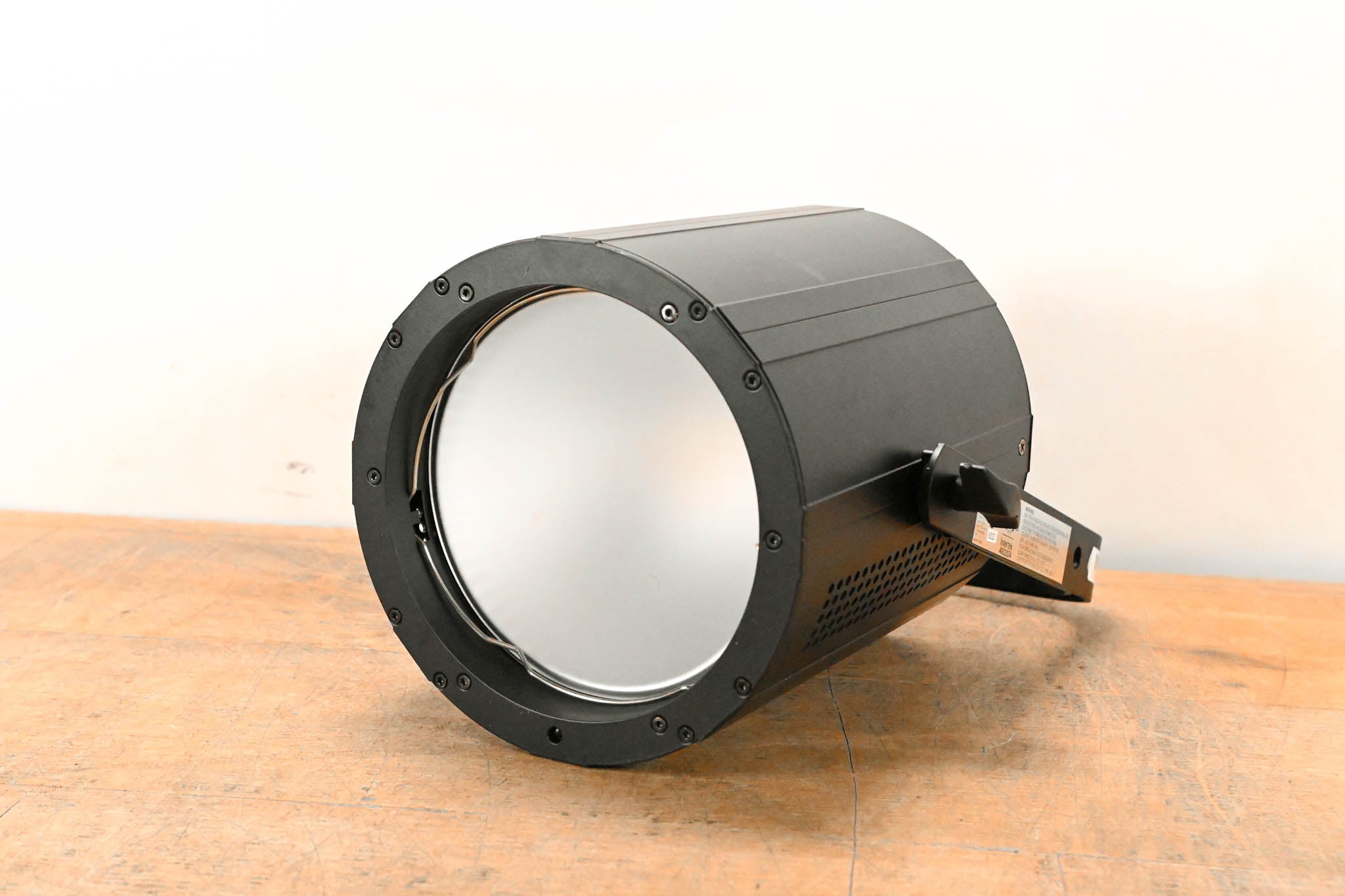 ADJ COB Cannon LP200ST 200W Chip On Board Color Mixing Wash Fixture