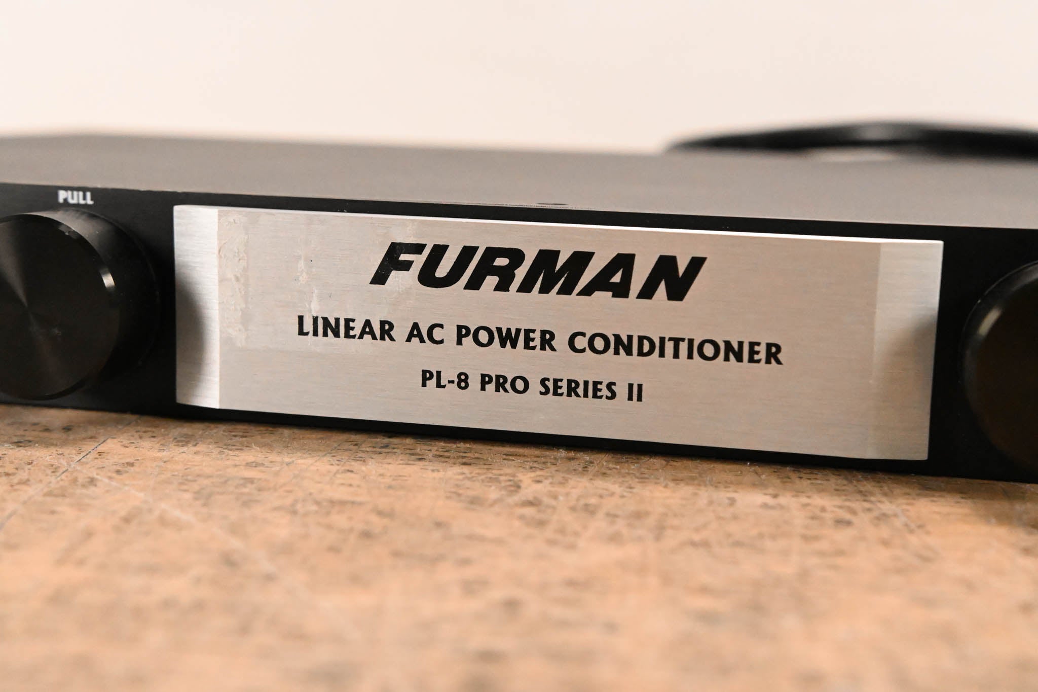 Furman PL-8 Pro Series II Power Conditioner, Distributor