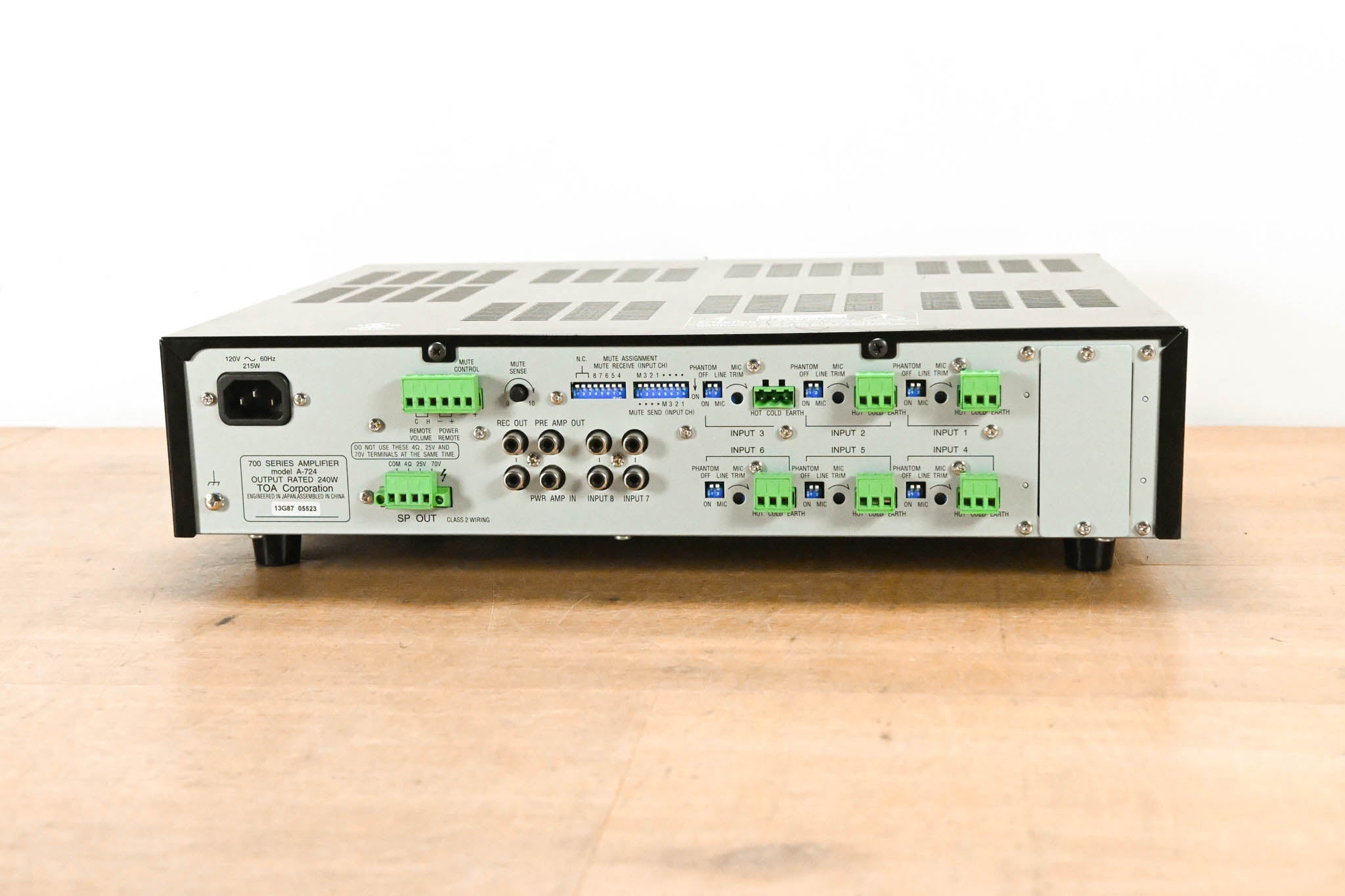 TOA A-724 240-Watt Rackmount Amplifier/Mixer