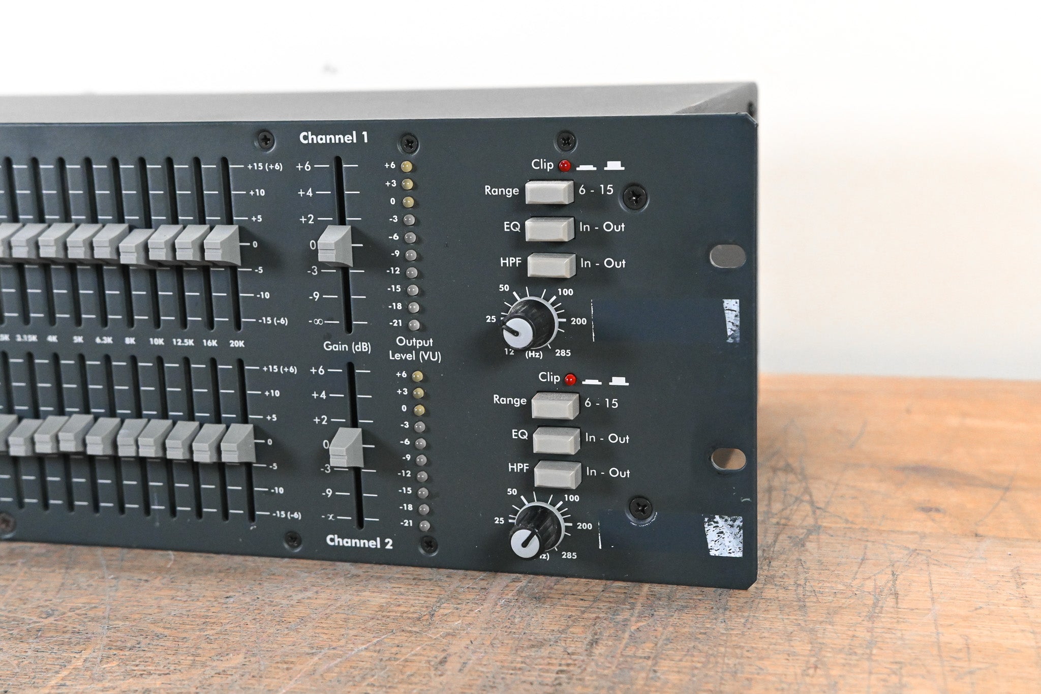 Ashly GQX-3102 2-Channel 31-Band Graphic Equalizer